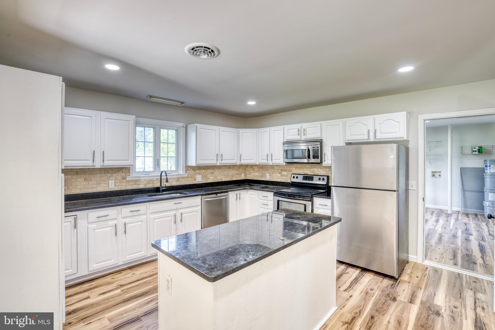 EASTON - Residential