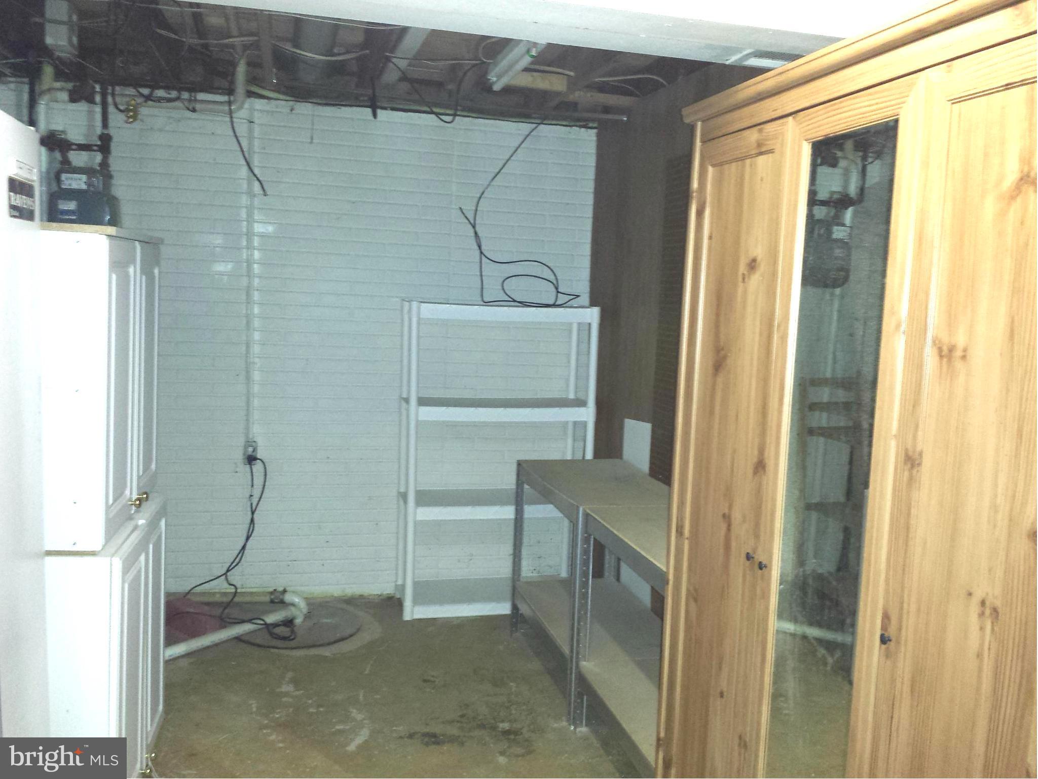 BROOKSHIRE - Residential Lease