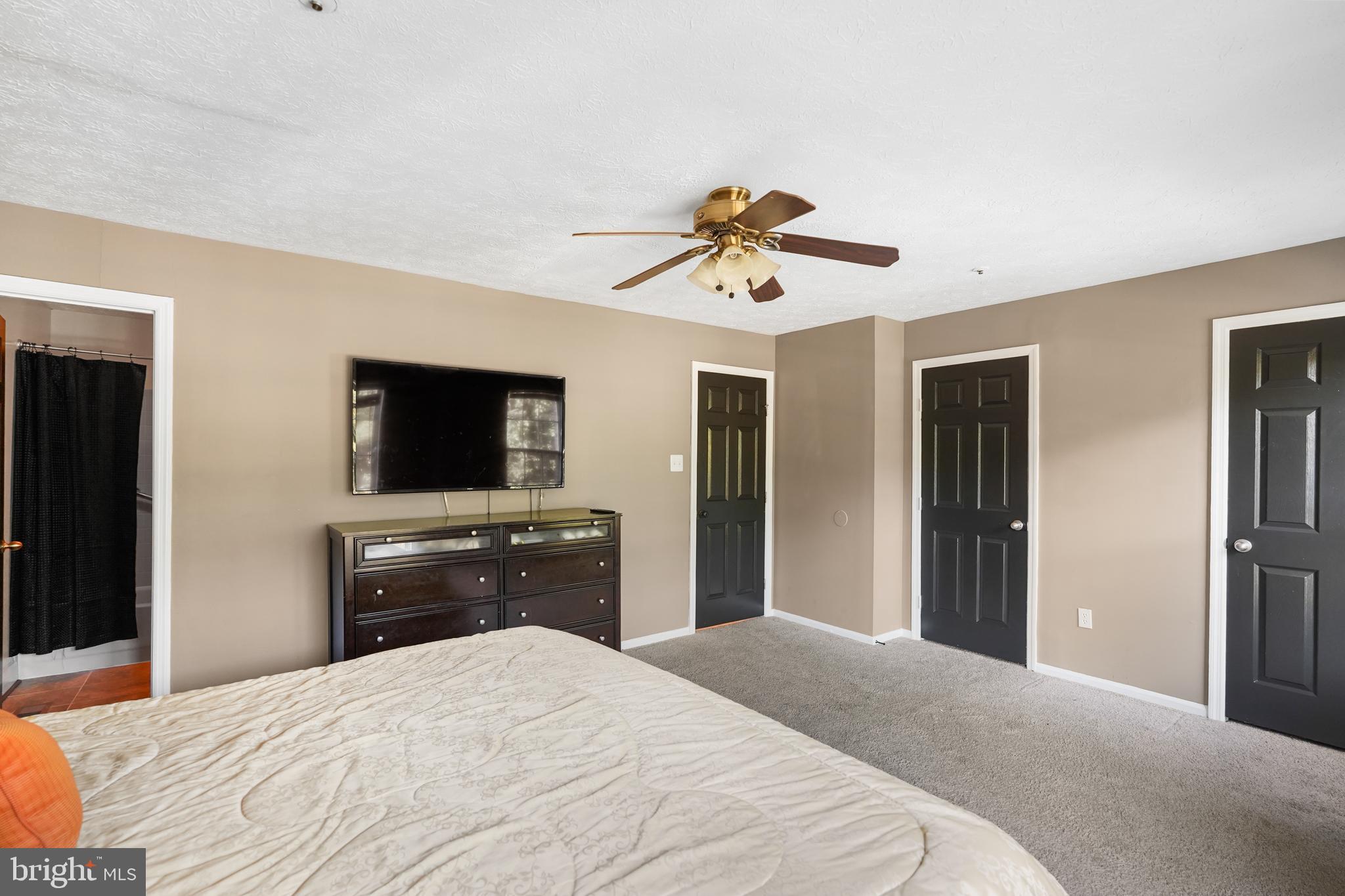 CHURCHILL TOWN SECTOR - Residential Lease