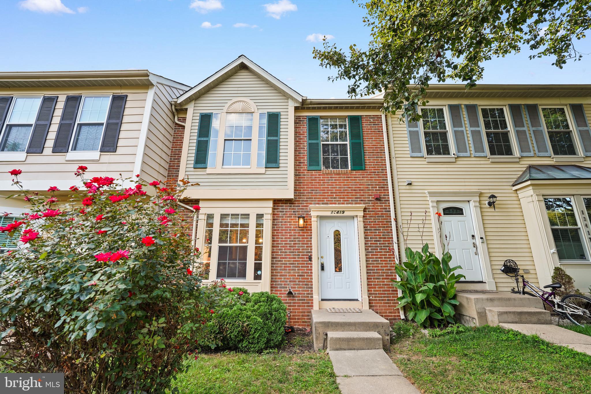 CHURCHILL TOWN SECTOR - Residential Lease