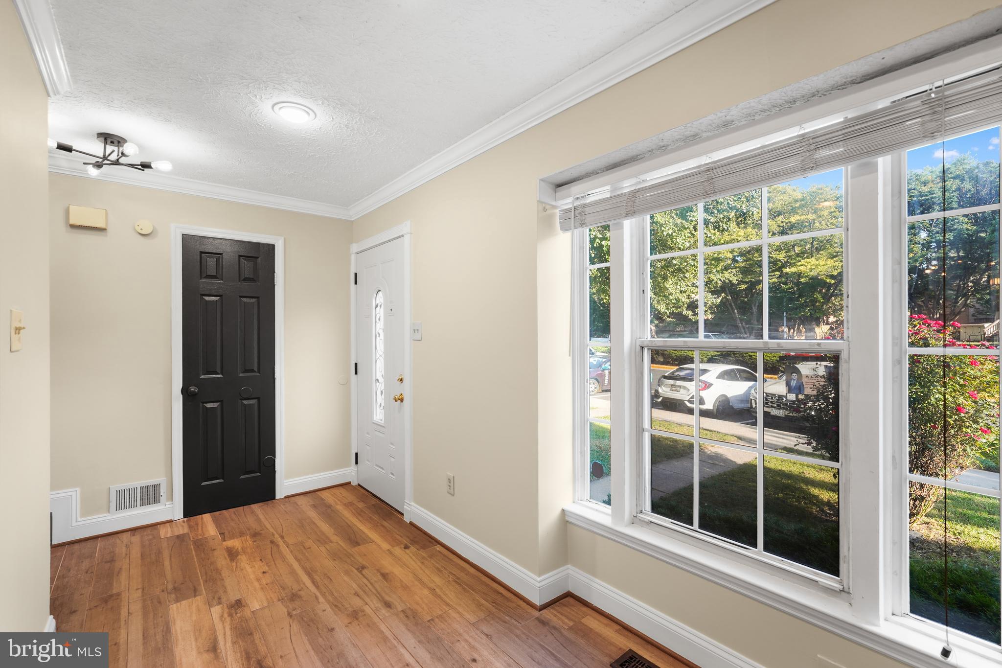 CHURCHILL TOWN SECTOR - Residential Lease