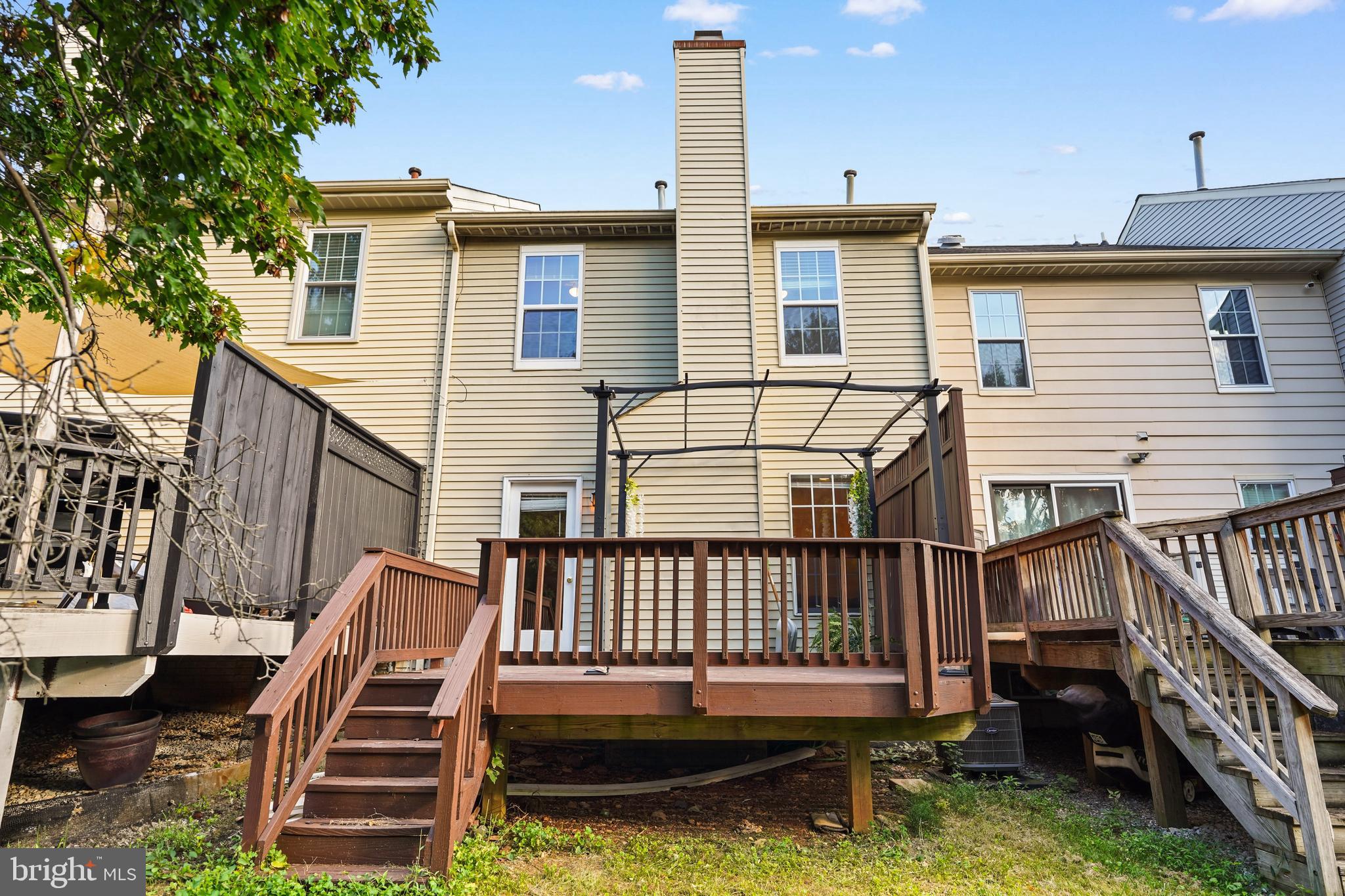 CHURCHILL TOWN SECTOR - Residential Lease