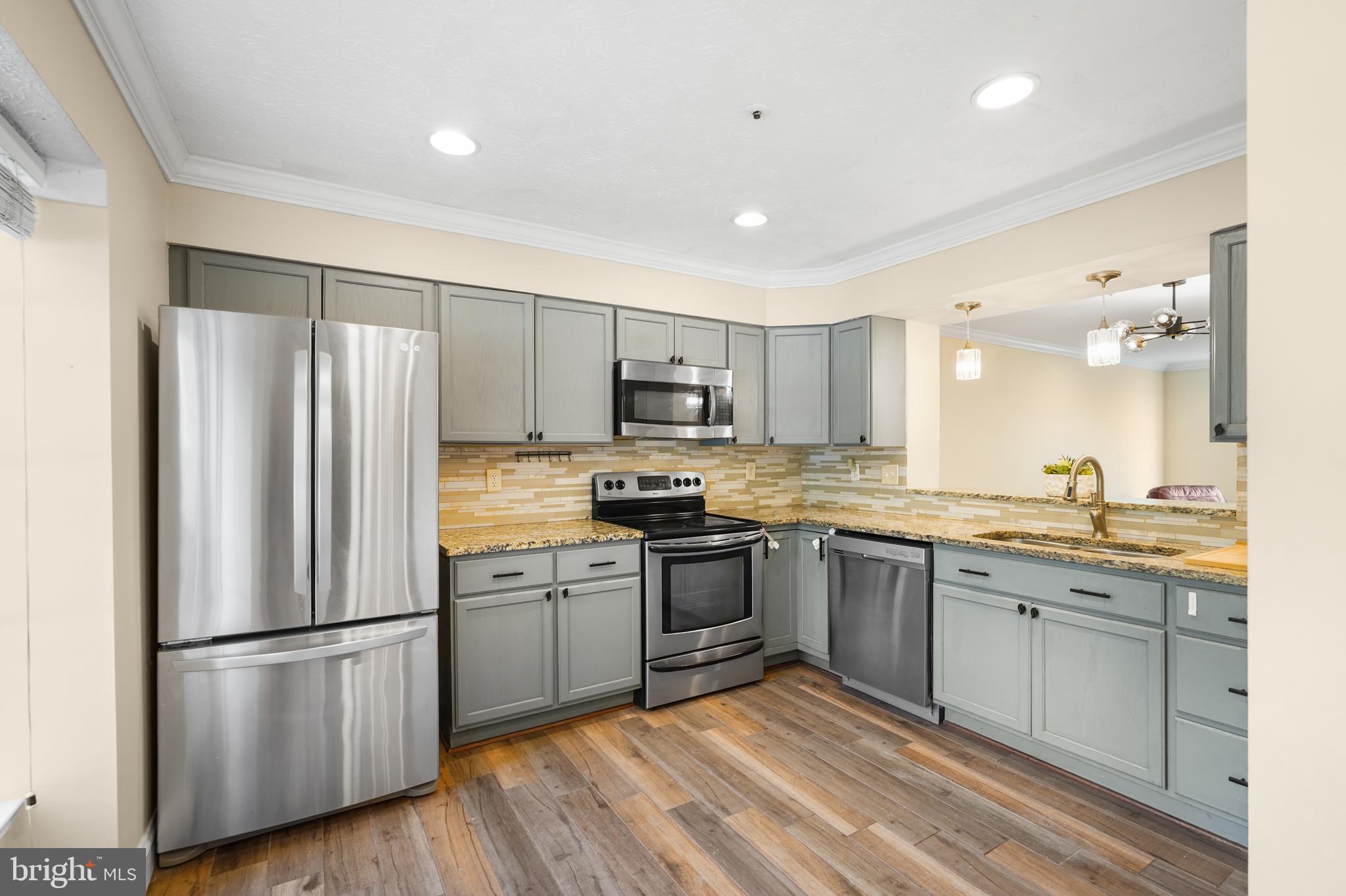 CHURCHILL TOWN SECTOR - Residential Lease