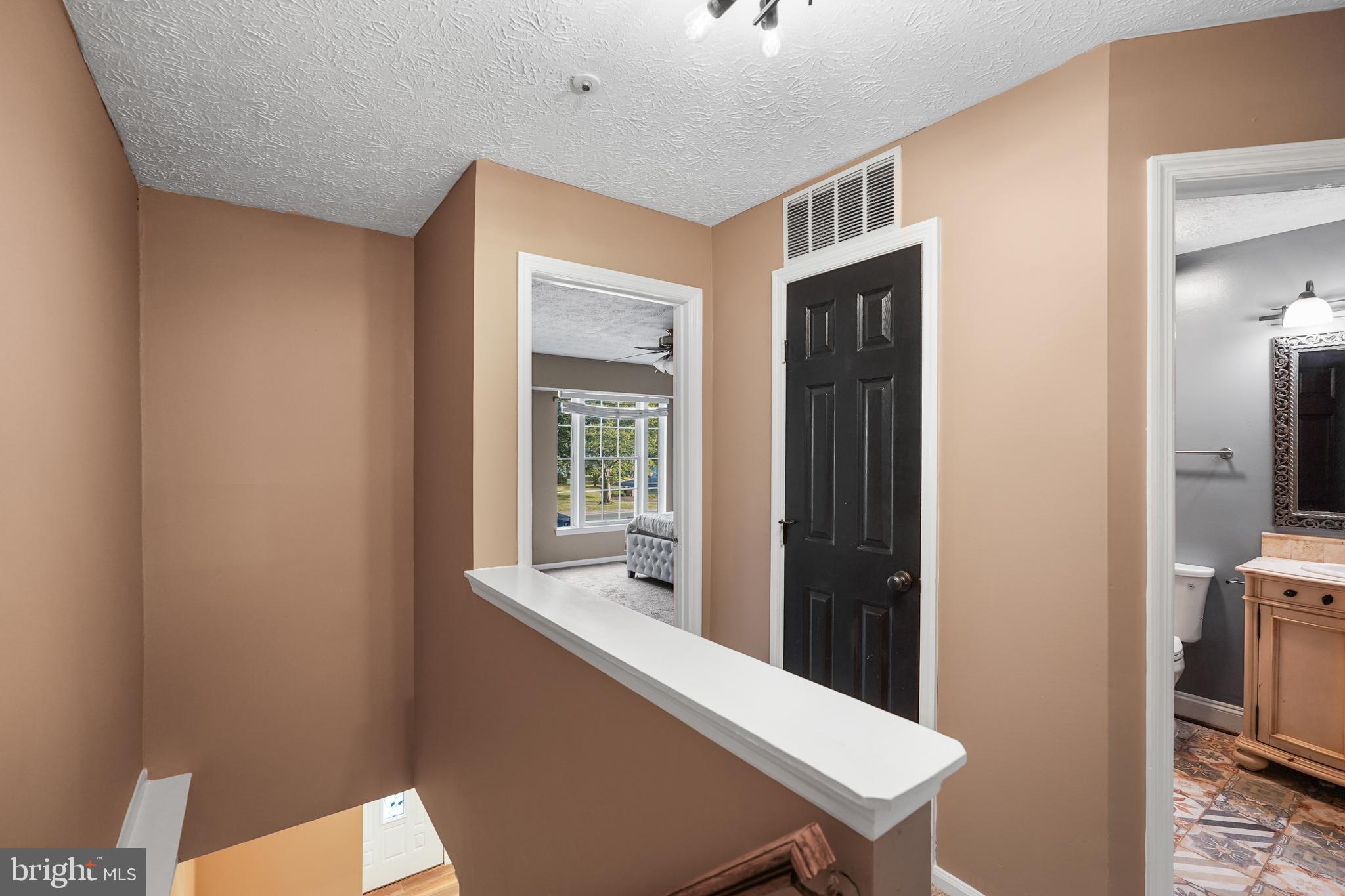 CHURCHILL TOWN SECTOR - Residential Lease