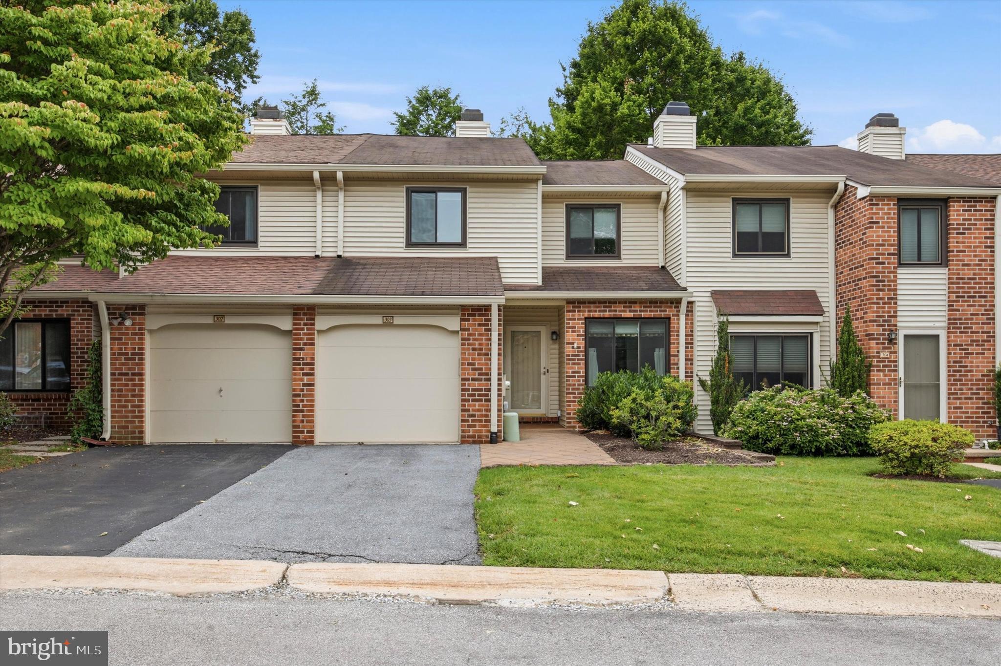 Photo 1 of 25 — 303 HANOVER COURT, CHESTERBROOK, PA 19087