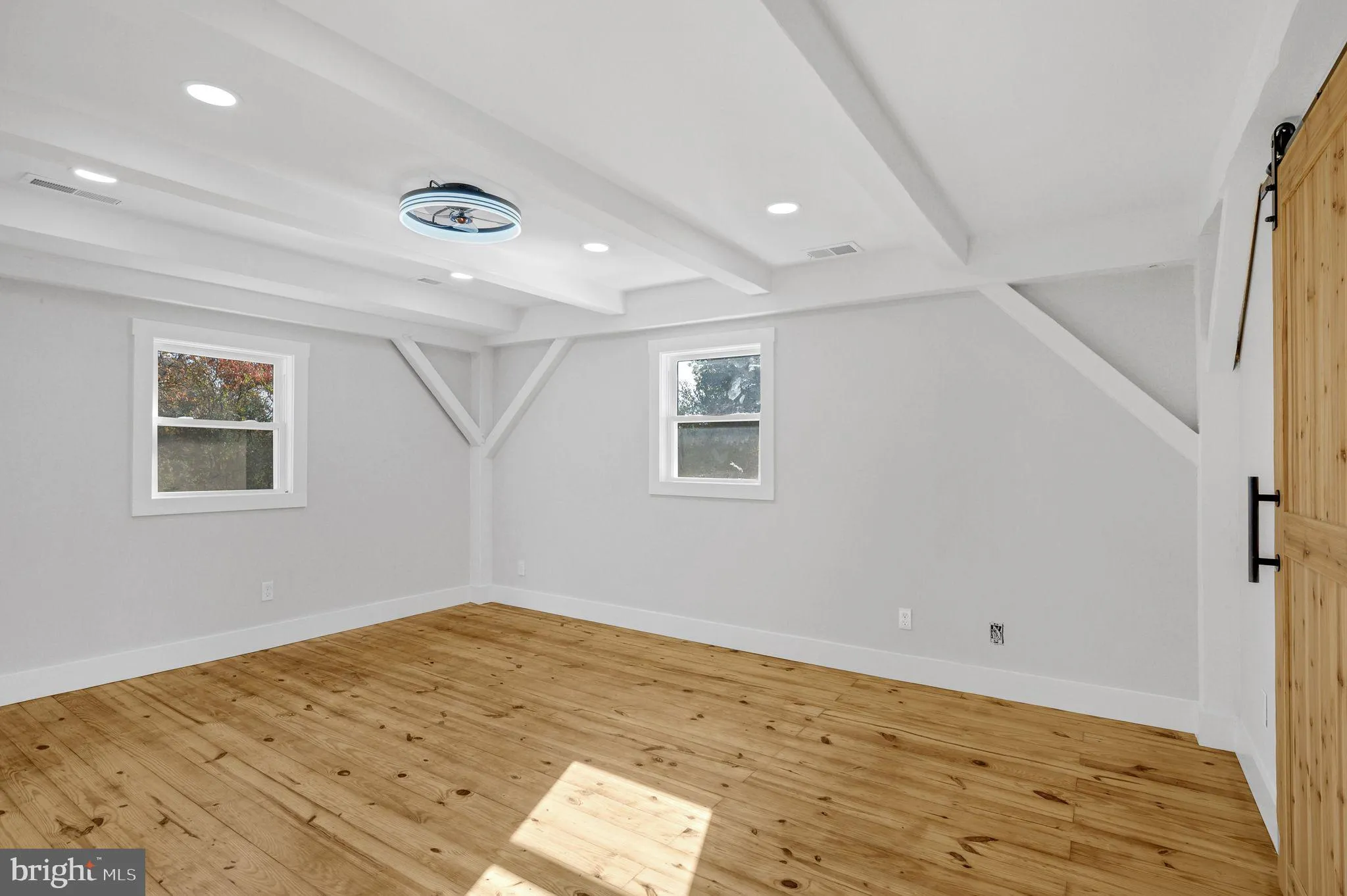 Vineland, New Jersey 08361, United States, 4 Bedrooms Bedrooms, ,3 BathroomsBathrooms,Residential,Active,40019