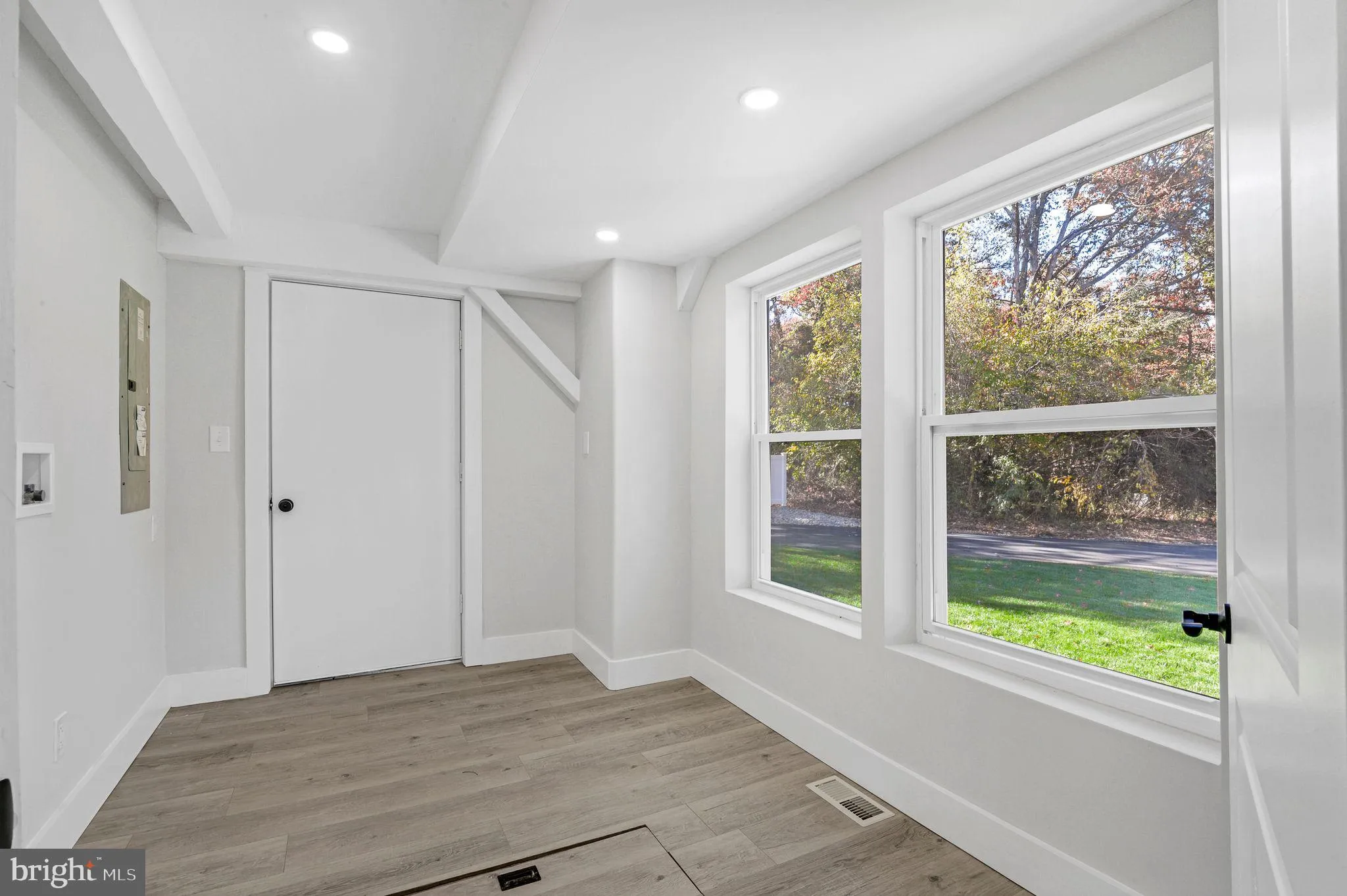 Vineland, New Jersey 08361, United States, 4 Bedrooms Bedrooms, ,3 BathroomsBathrooms,Residential,Active,40019