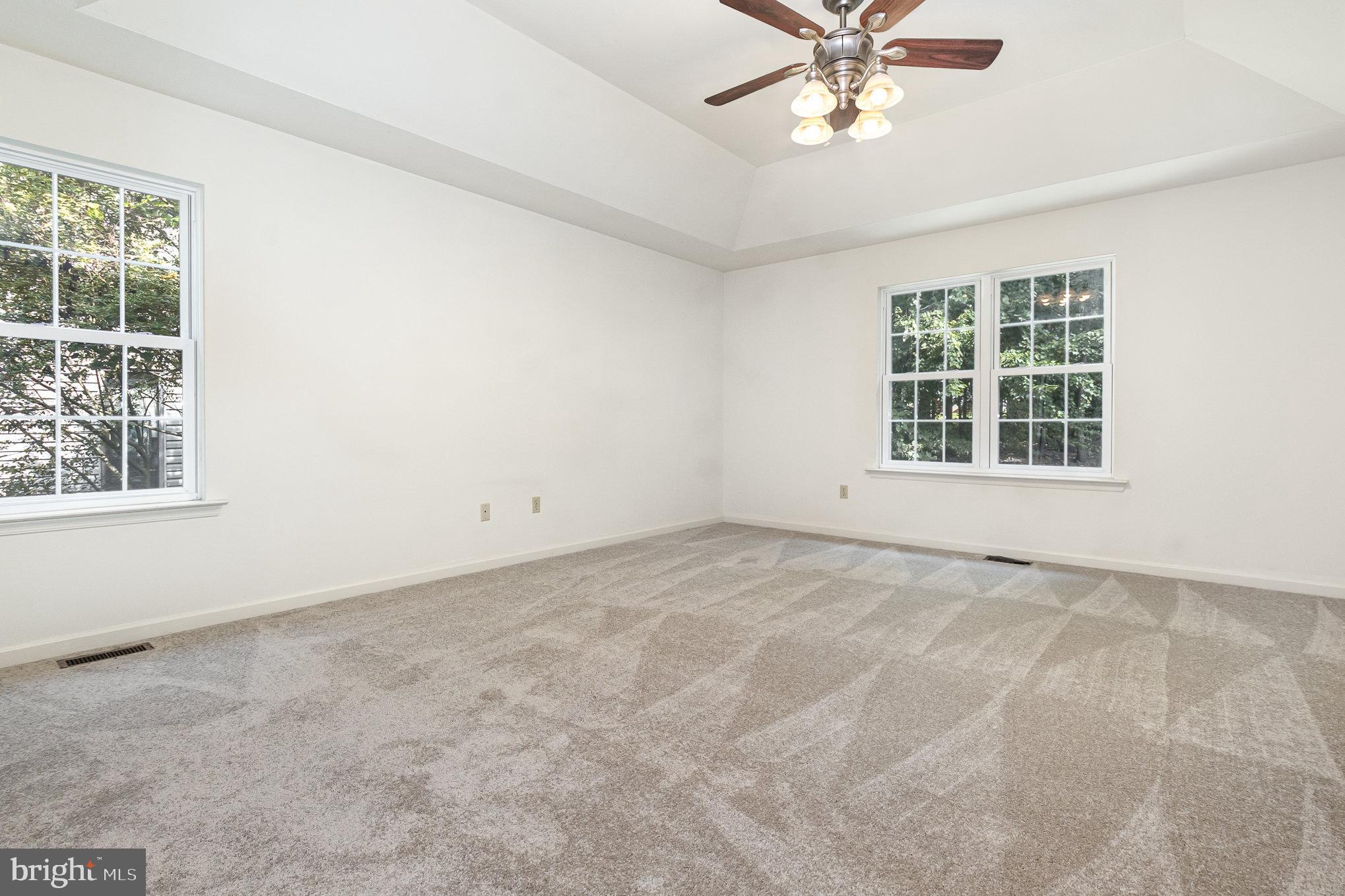 LAKE OF THE WOODS - Residential Lease