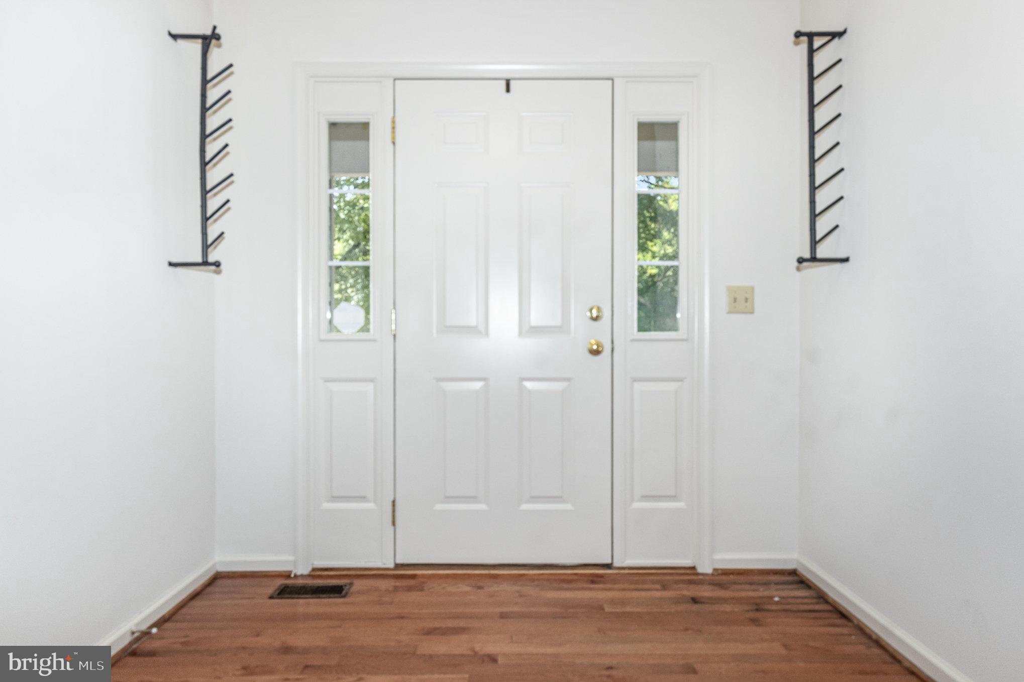 LAKE OF THE WOODS - Residential Lease