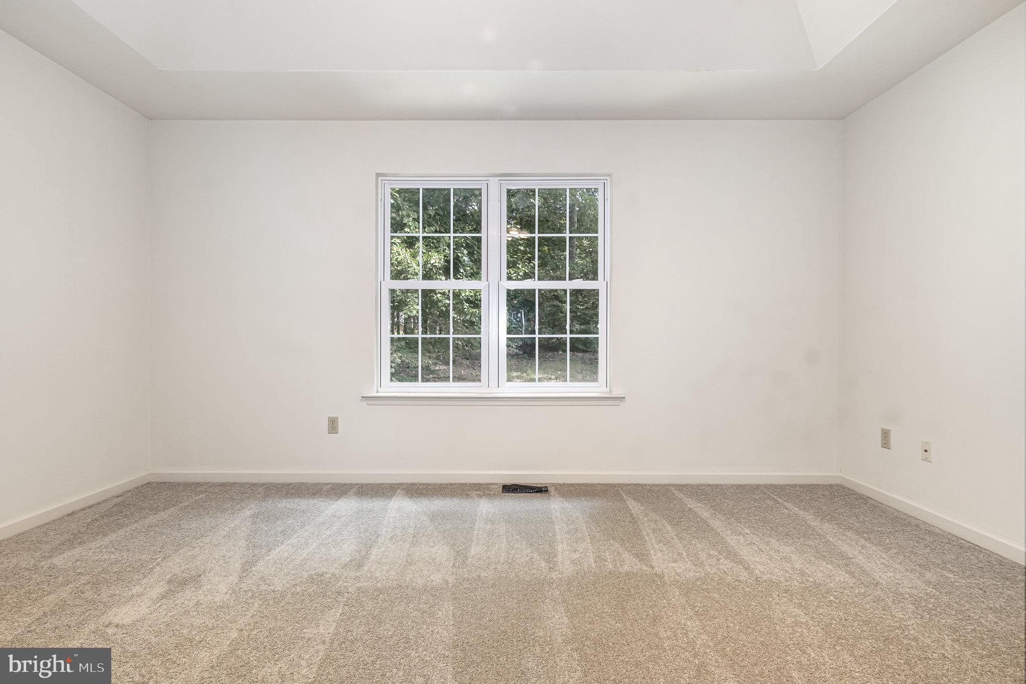 LAKE OF THE WOODS - Residential Lease