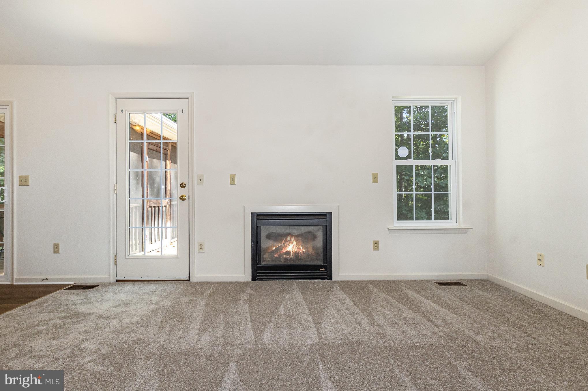 LAKE OF THE WOODS - Residential Lease