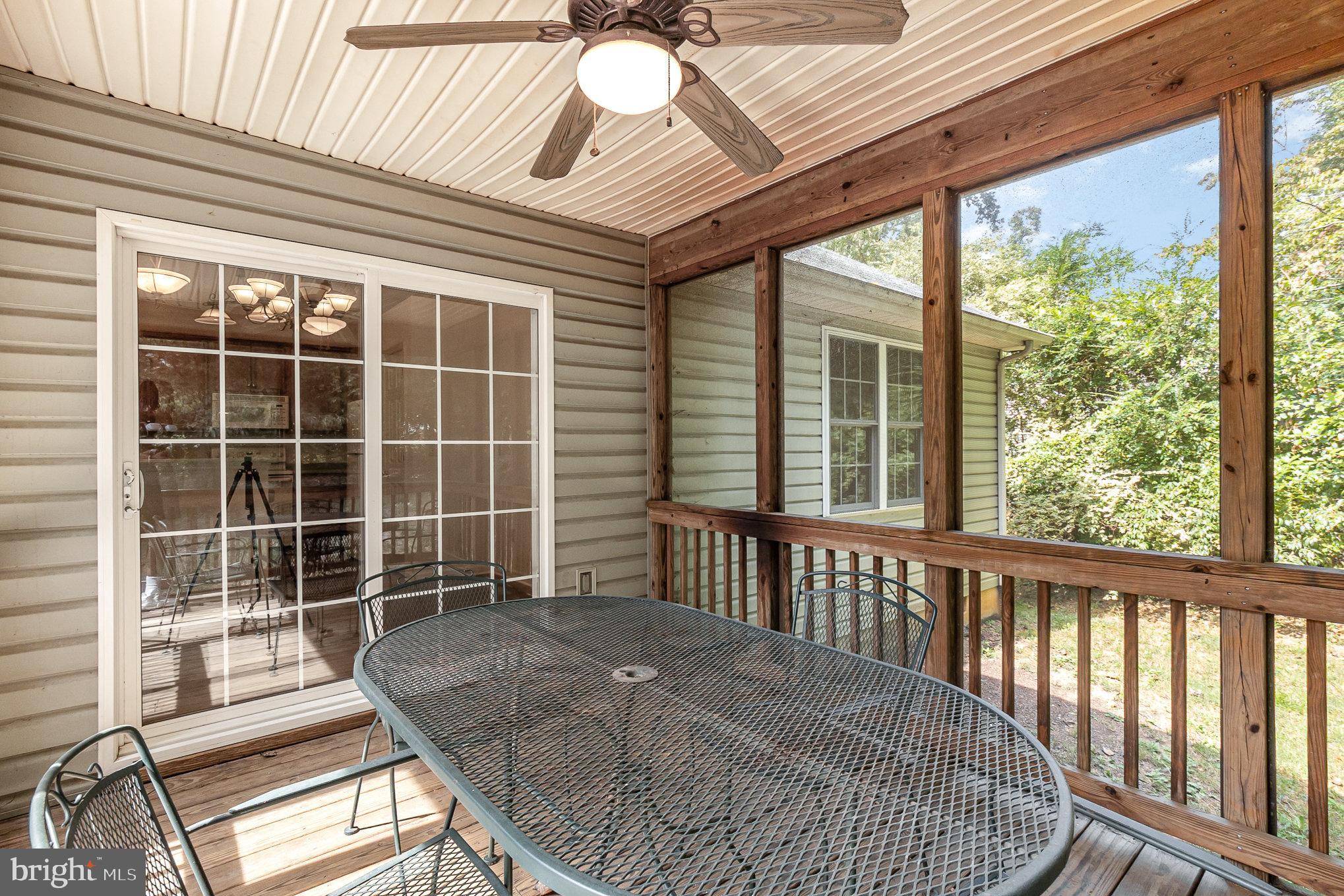 LAKE OF THE WOODS - Residential Lease