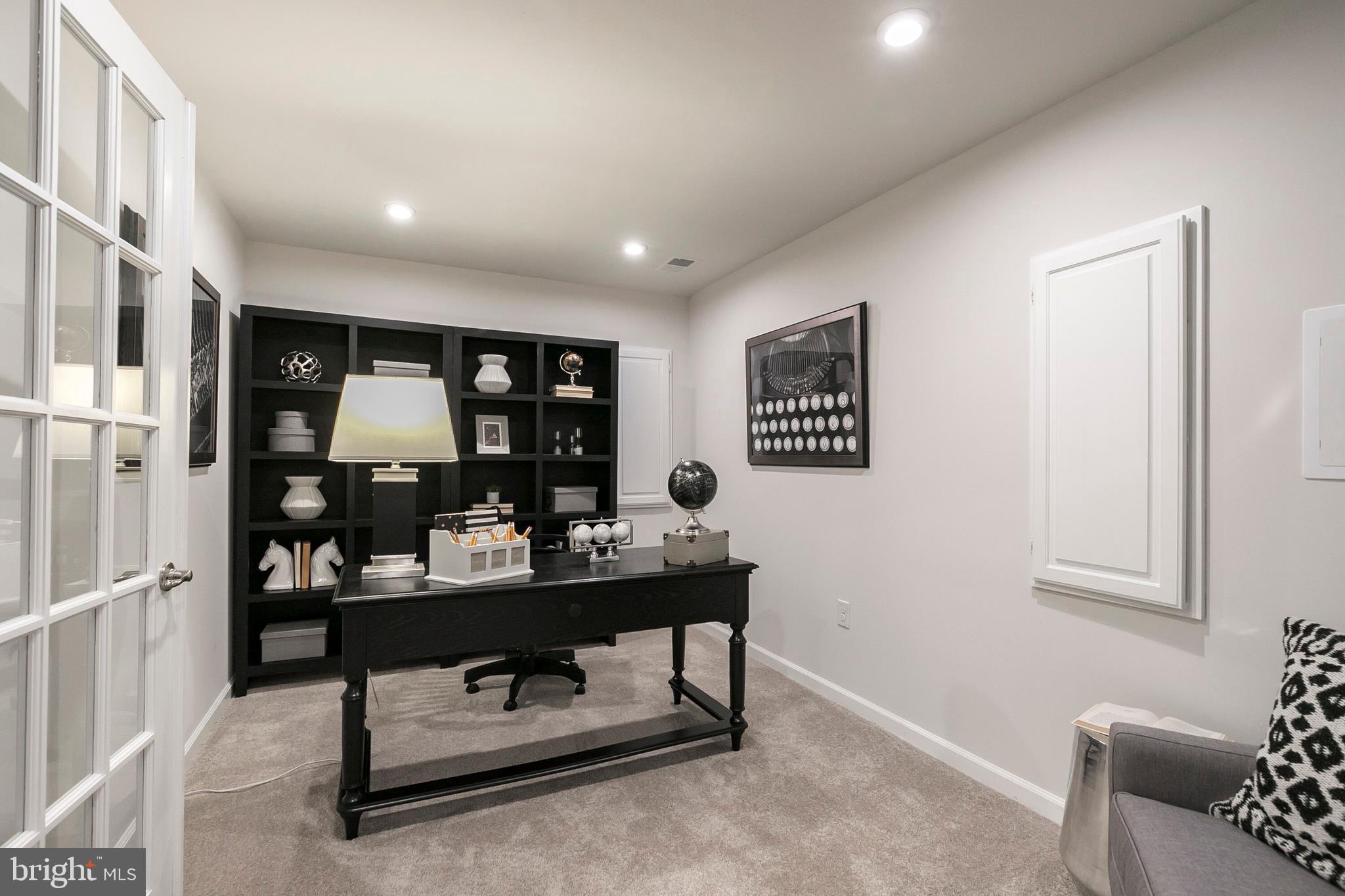 MONTGOMERY VIEW - Residential