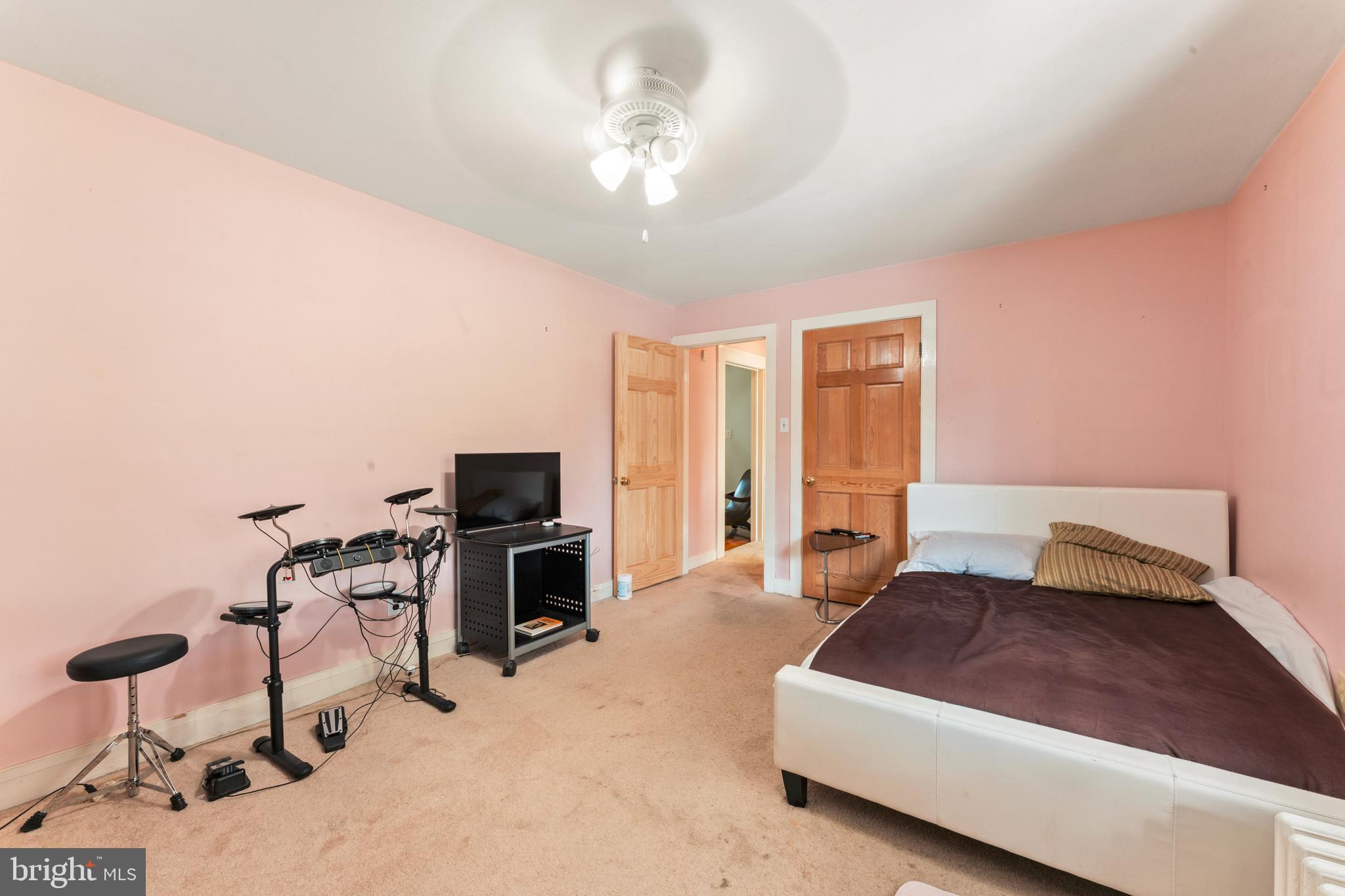 UPPER BLACK EDDY - Residential