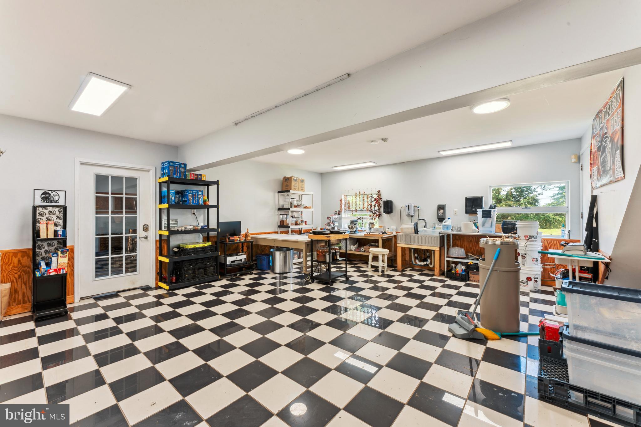 UPPER BLACK EDDY - Residential