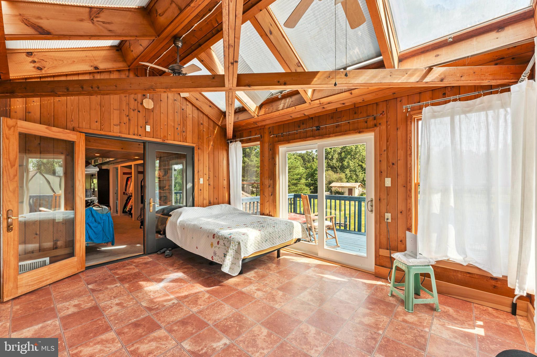 UPPER BLACK EDDY - Residential