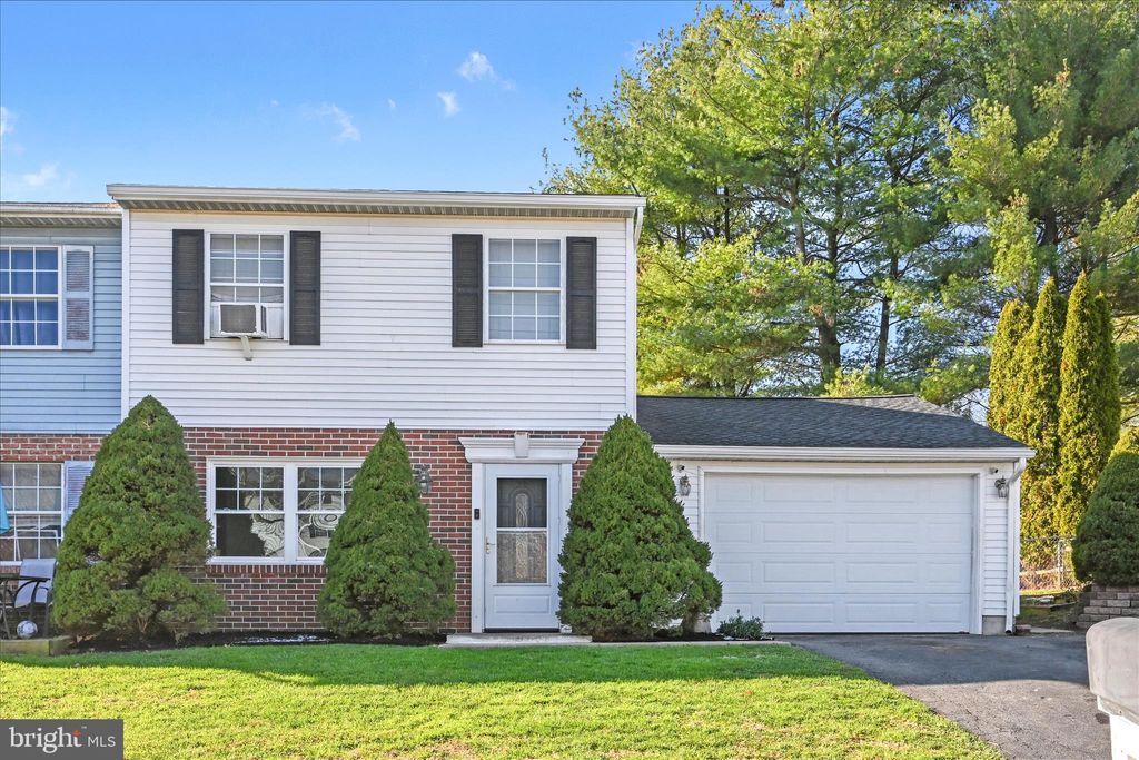 Photo of 1053 Williamsburg Road, LANCASTER, PA 17603 (MLS # PALA2079558)