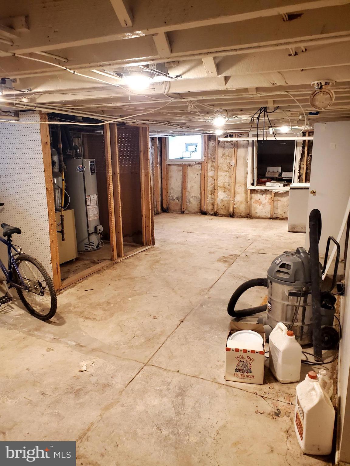 FOX CHASE - Residential