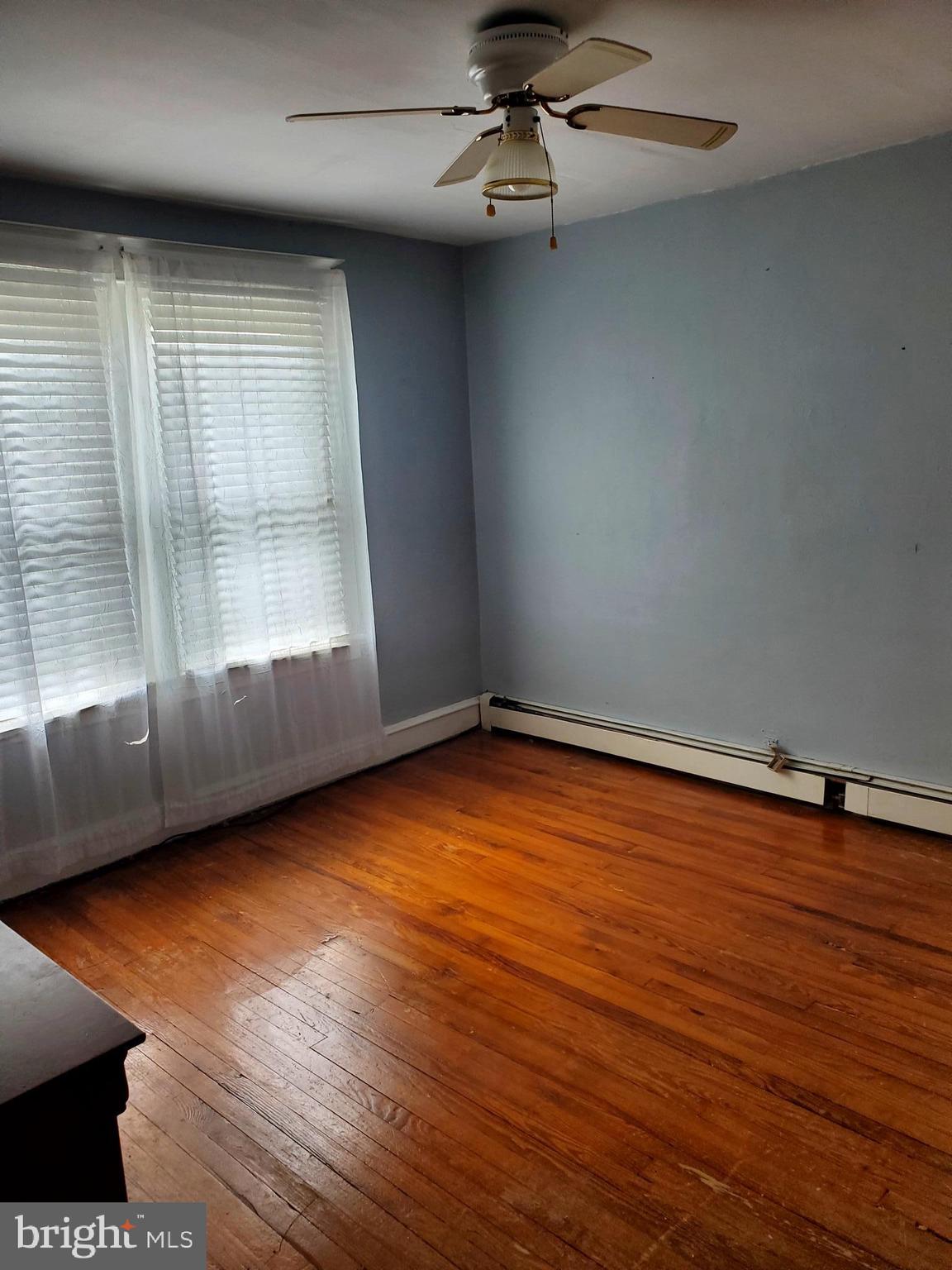 FOX CHASE - Residential