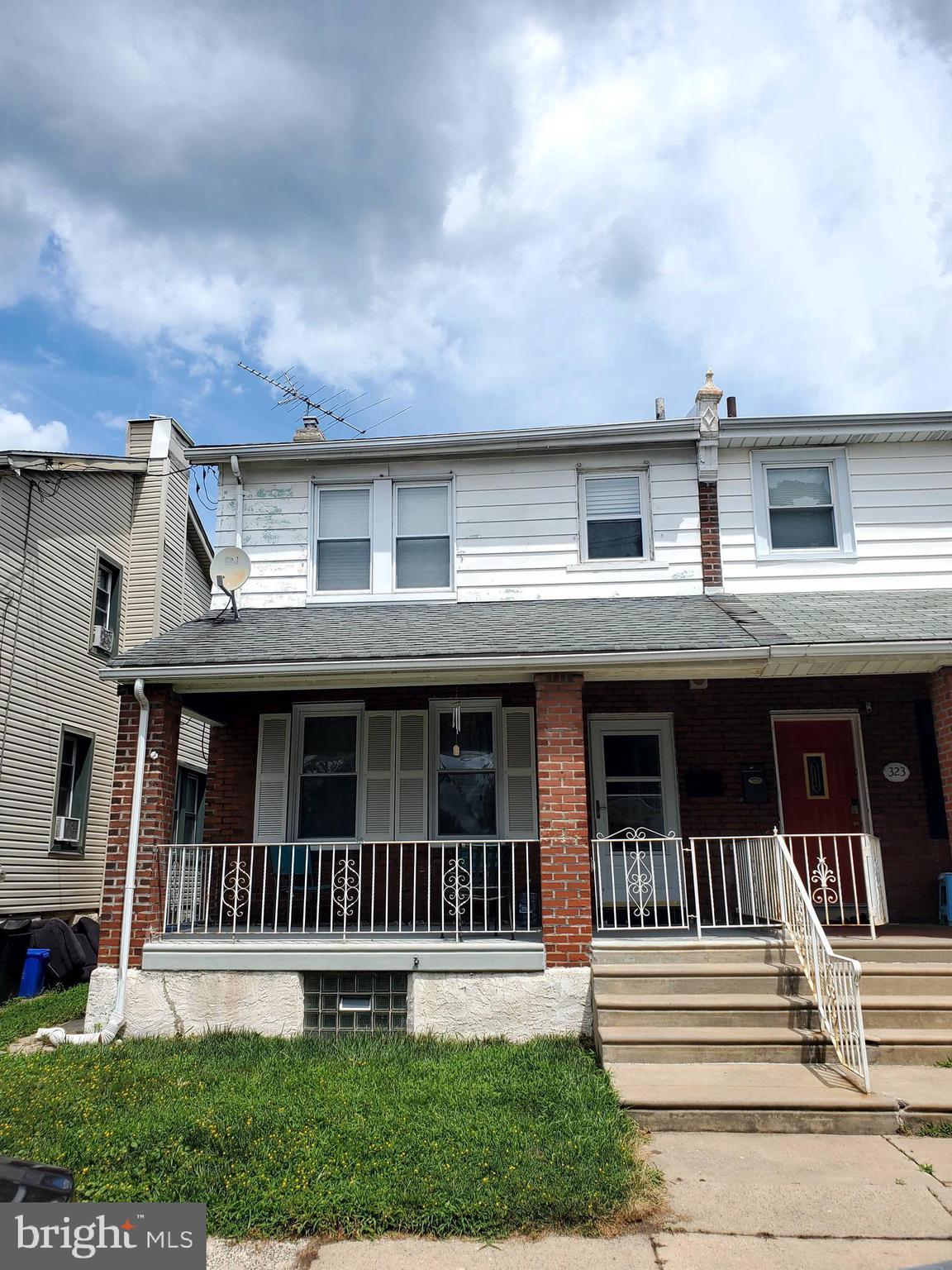 FOX CHASE - Residential