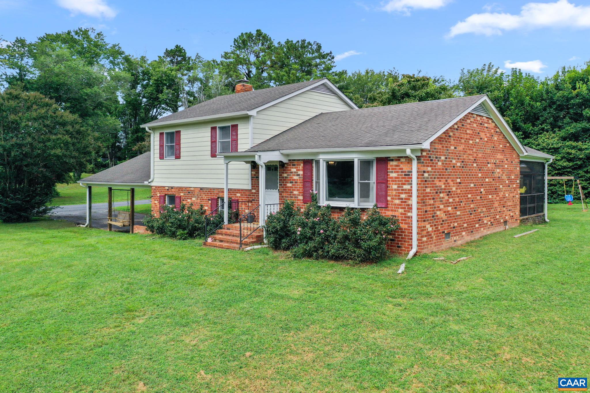 188 VILLAGE DR