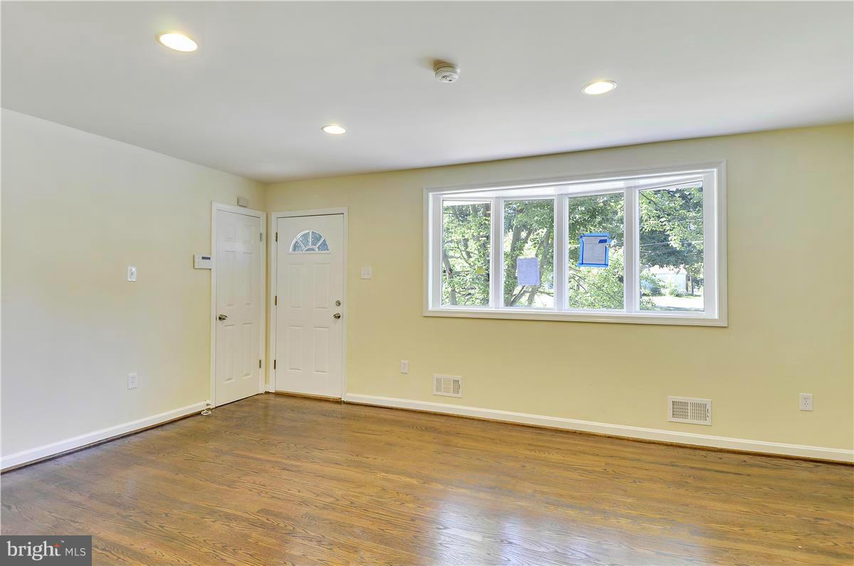 BEECHWOOD - Residential