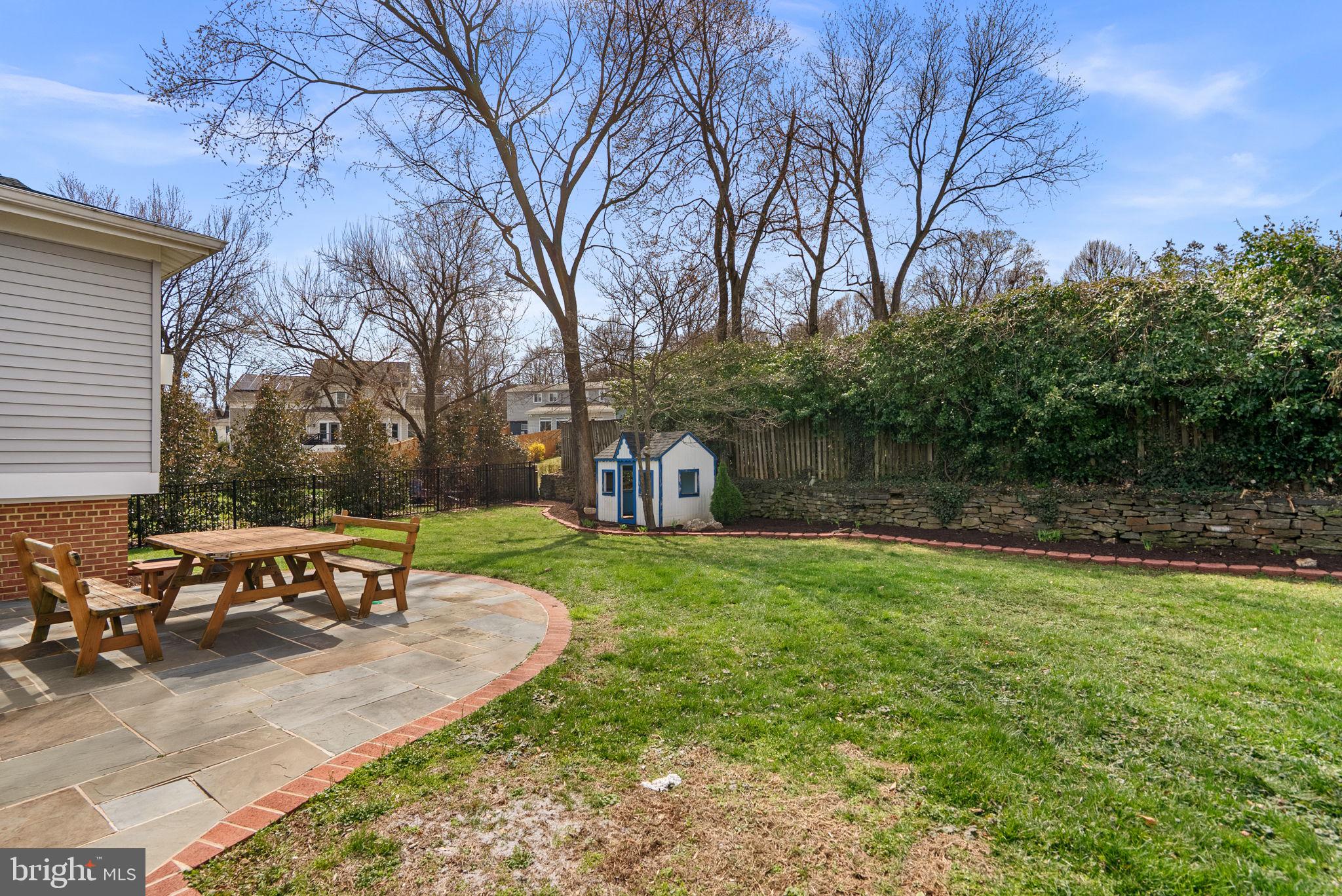 MAPLEWOOD ESTATES - Residential