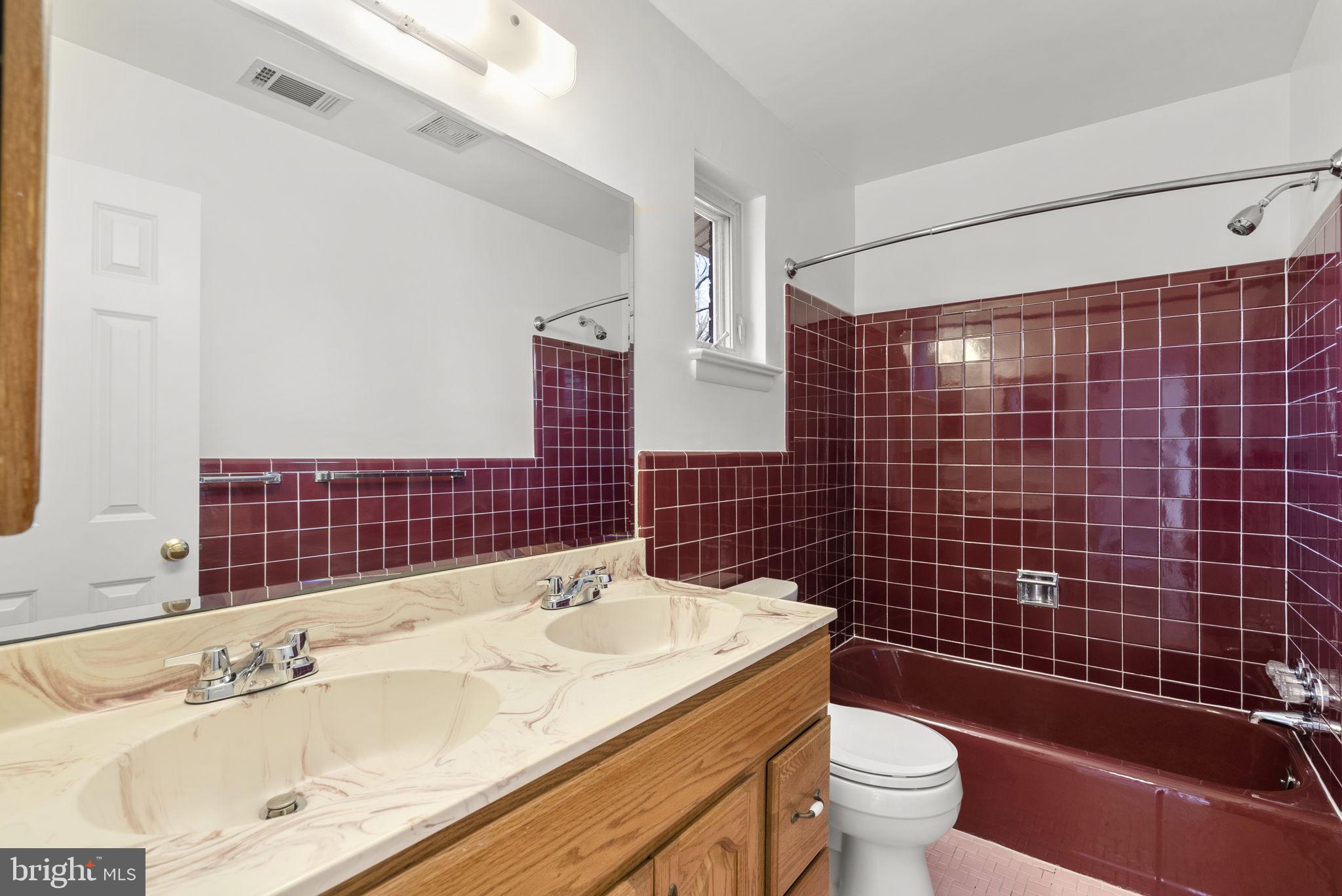 MAPLEWOOD ESTATES - Residential