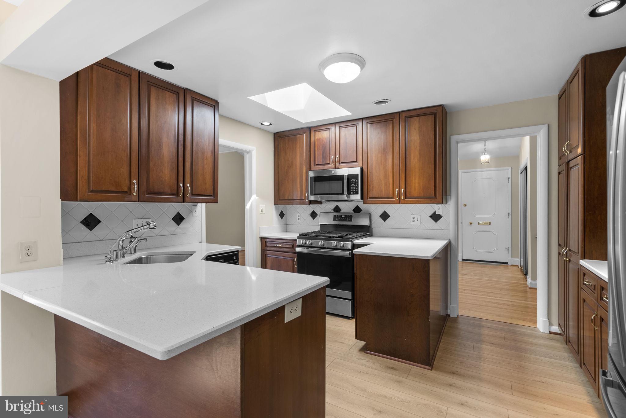 MAPLEWOOD ESTATES - Residential