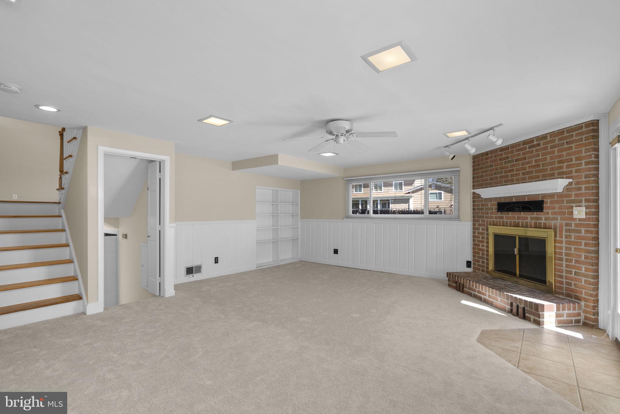 MAPLEWOOD ESTATES - Residential