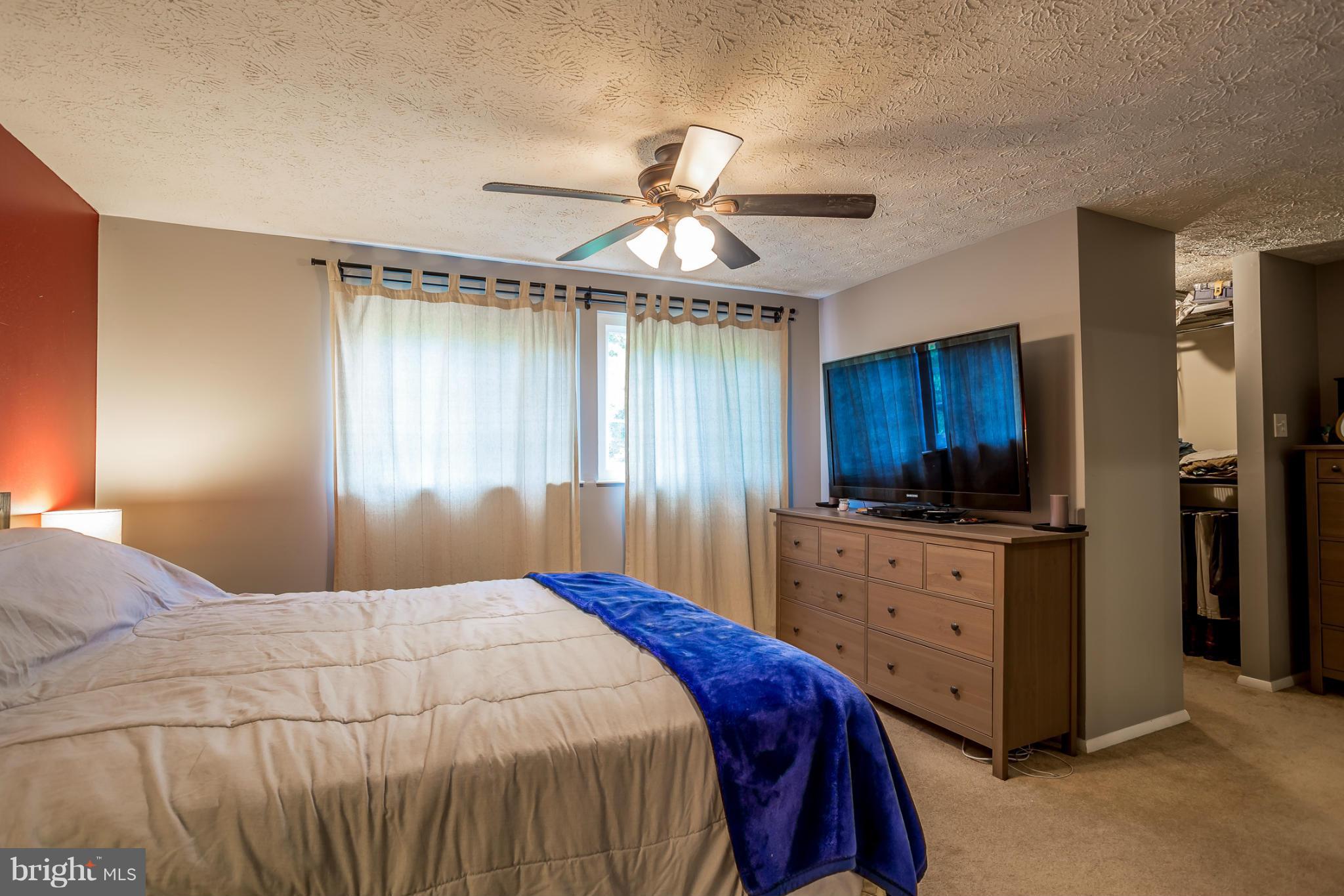 NEWINGTON FOREST - Residential