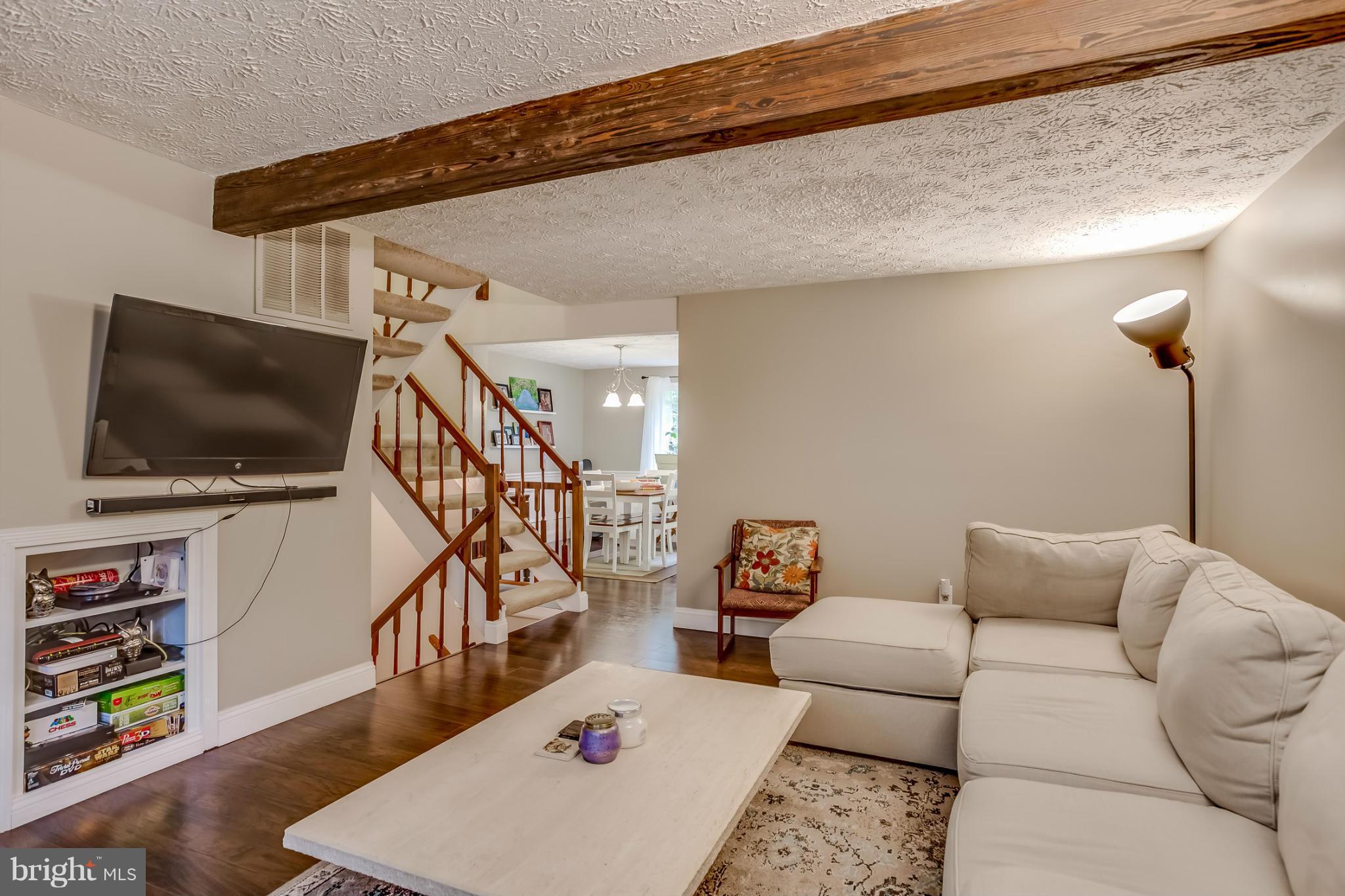 NEWINGTON FOREST - Residential