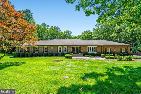 10060 HAMPTON ROAD FAIRFAX STATION VA 22039