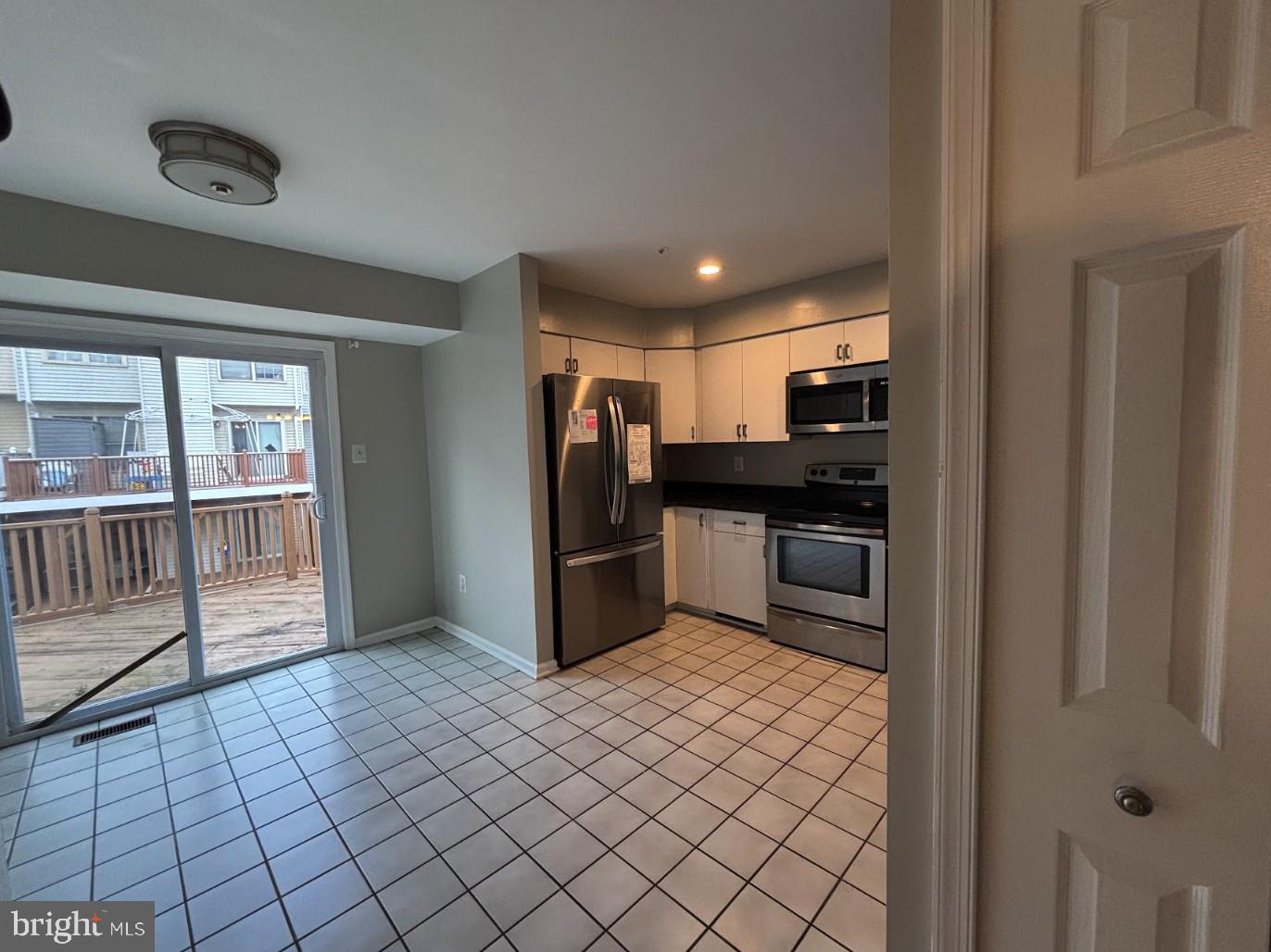 RUSSETT - Residential Lease