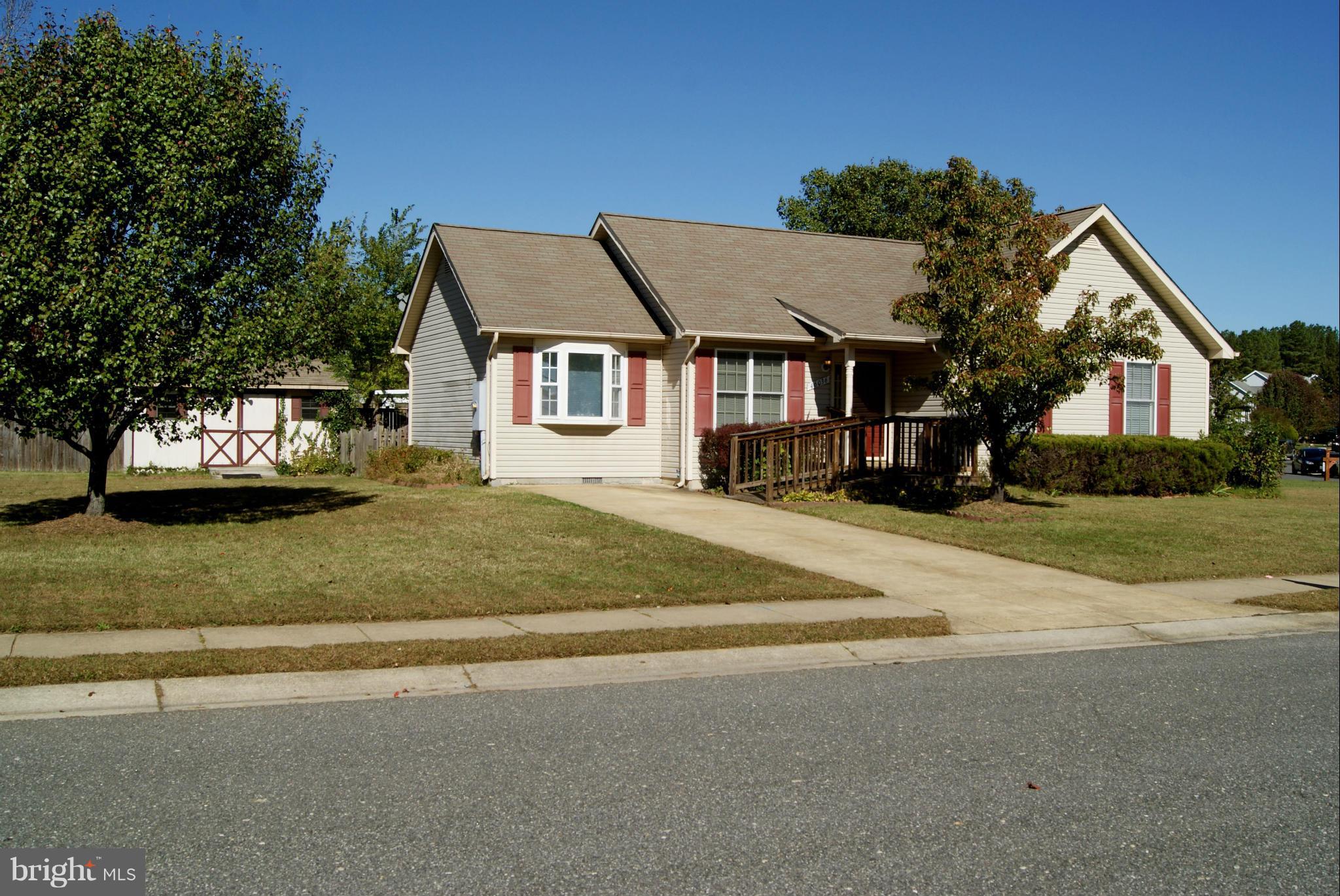 WESTBURY - Residential