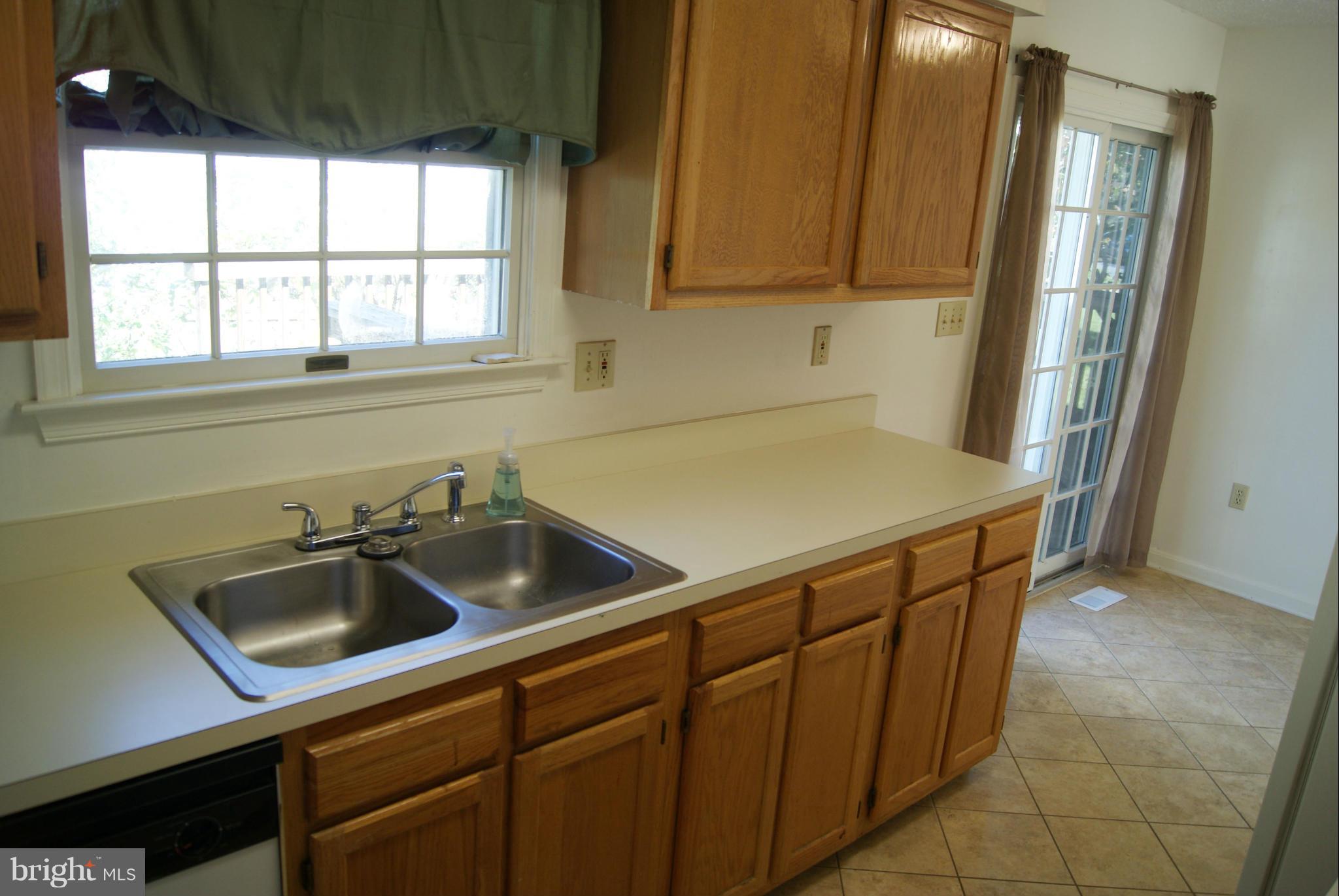 WESTBURY - Residential