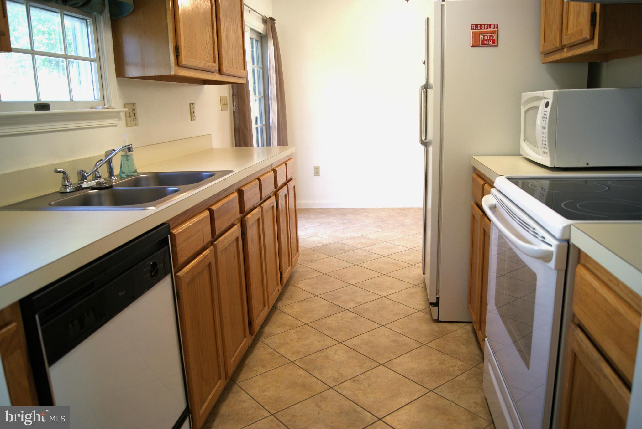 WESTBURY - Residential