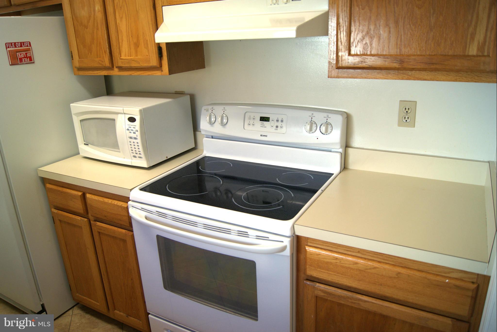 WESTBURY - Residential