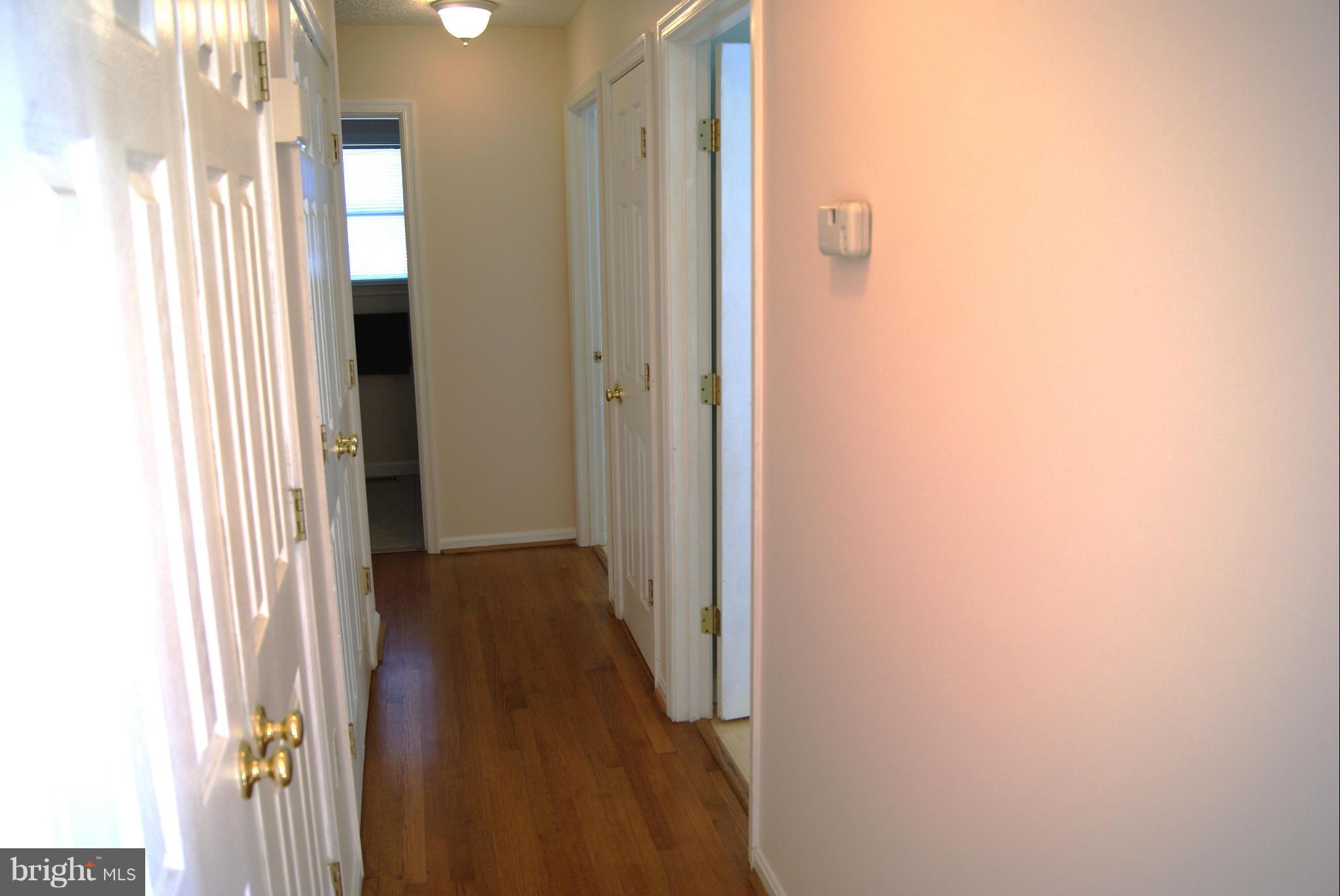 WESTBURY - Residential