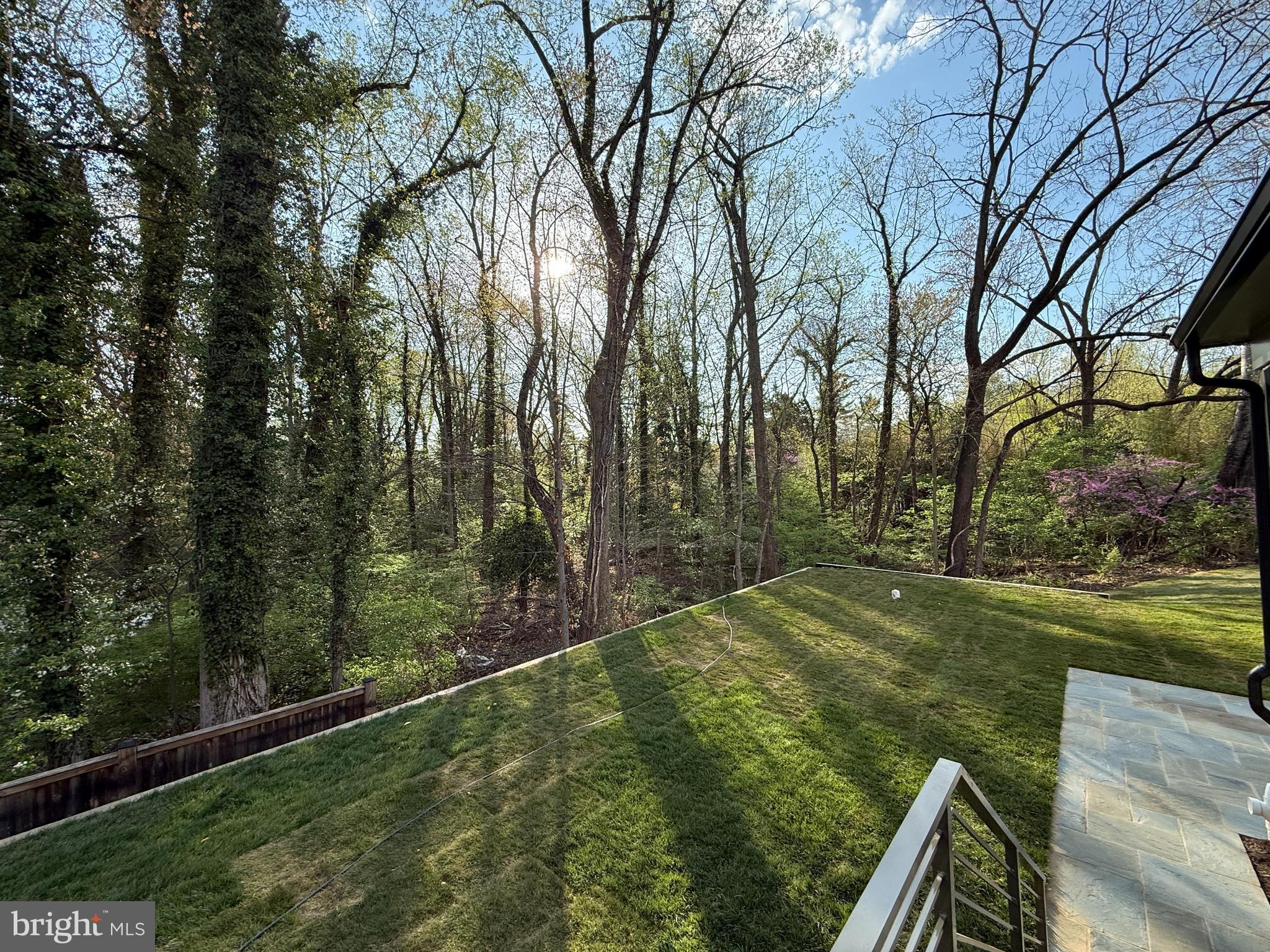 MARY KNOLLS - Residential