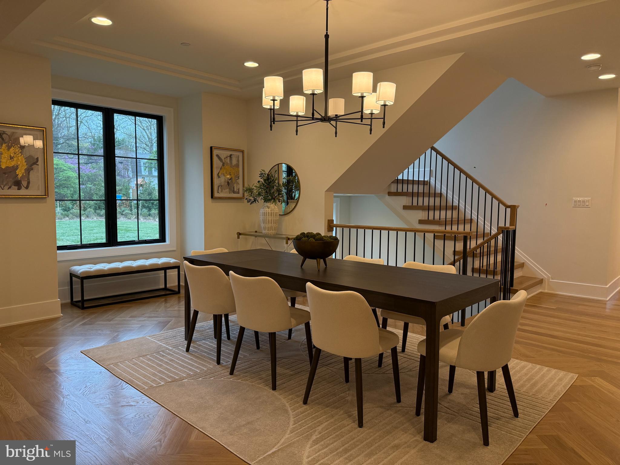 MARY KNOLLS - Residential