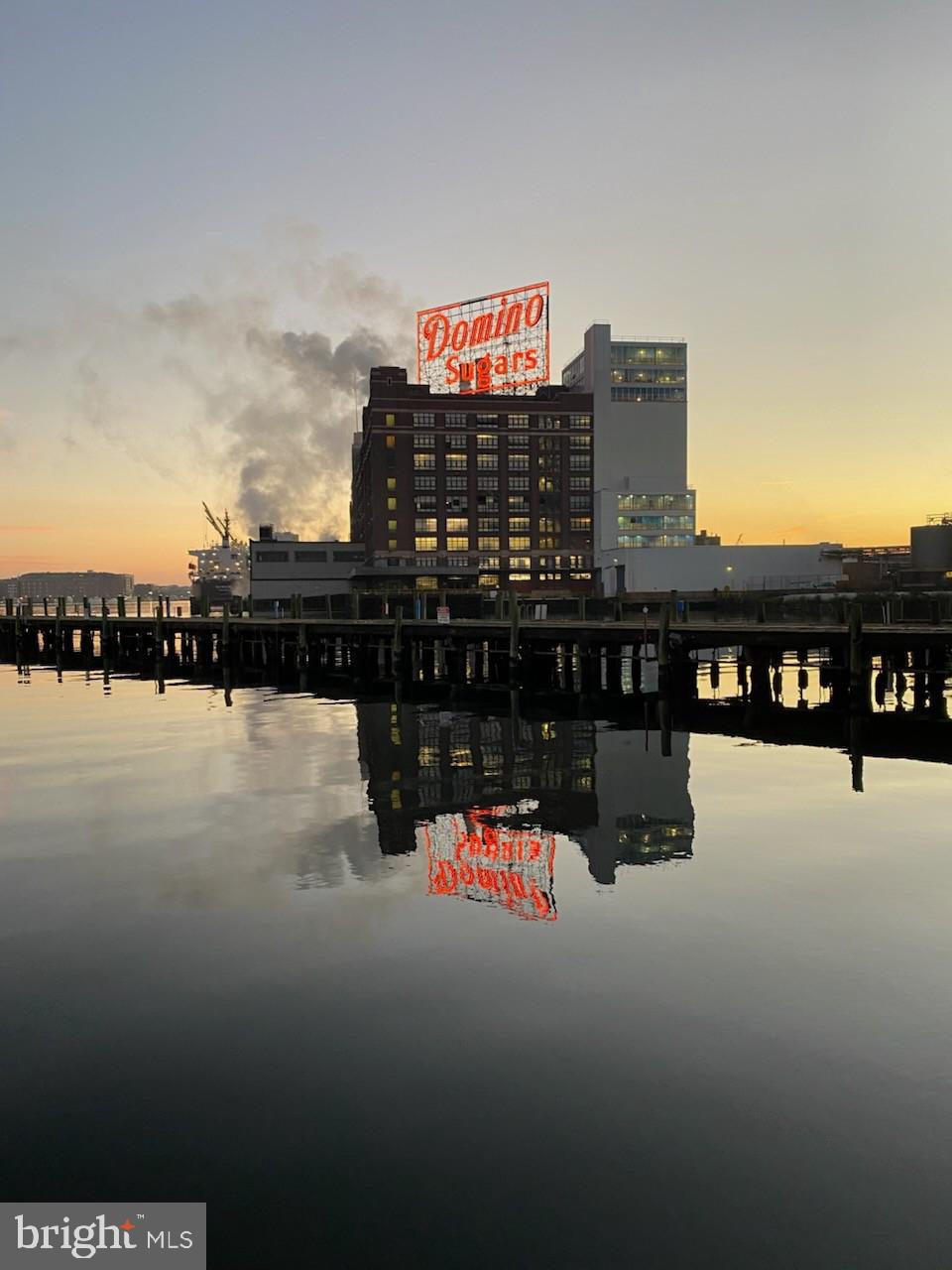 LOCUST POINT - Residential