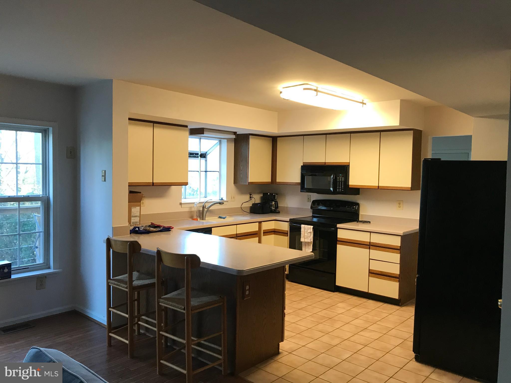 JONES STATION - Residential Lease