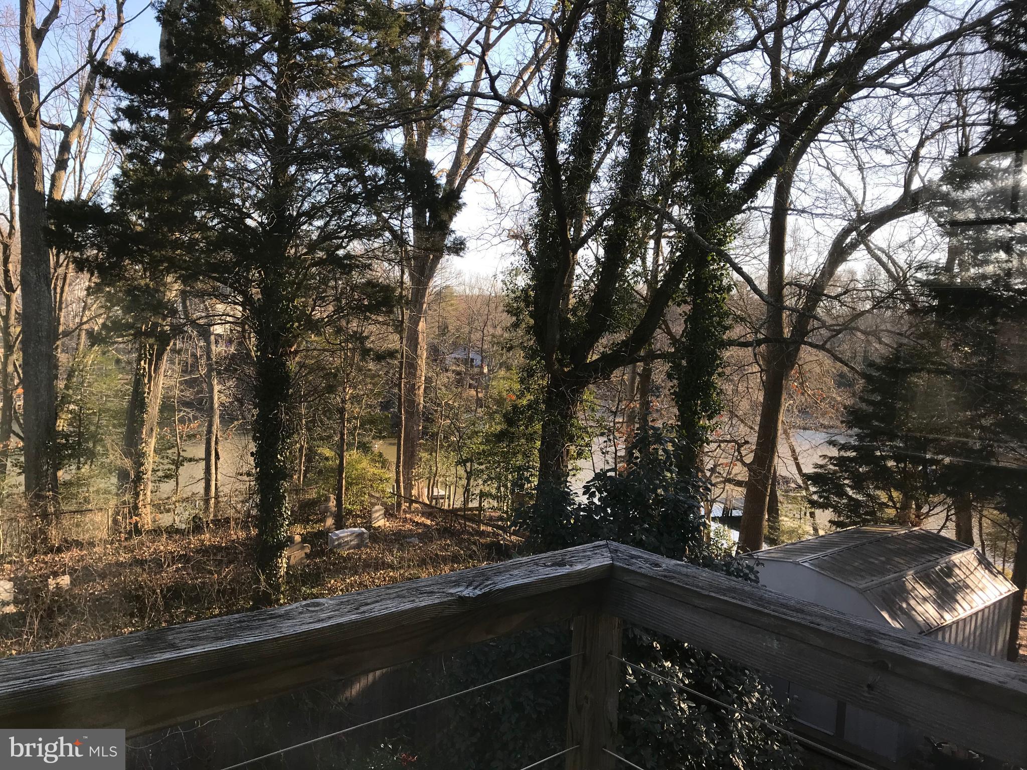 JONES STATION - Residential Lease