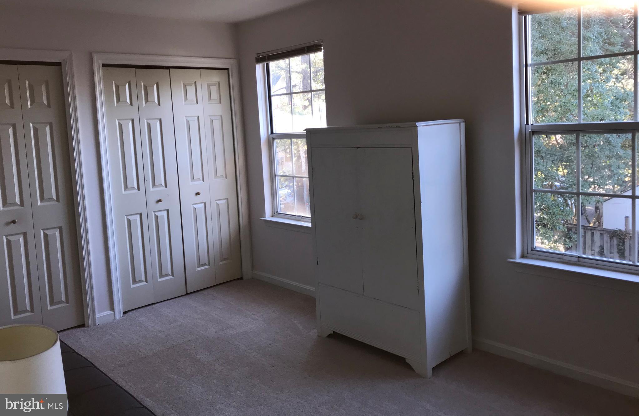 JONES STATION - Residential Lease