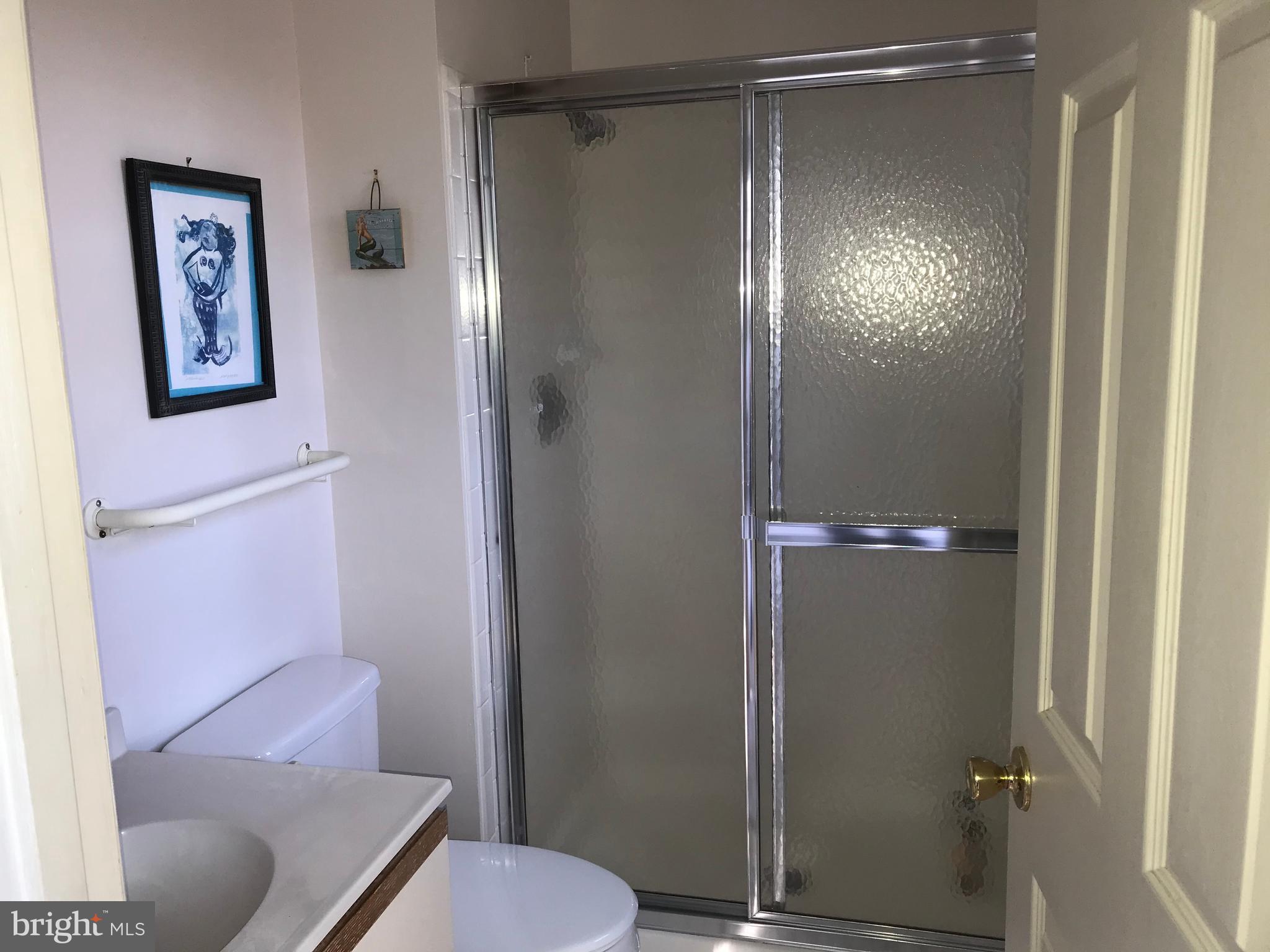 JONES STATION - Residential Lease