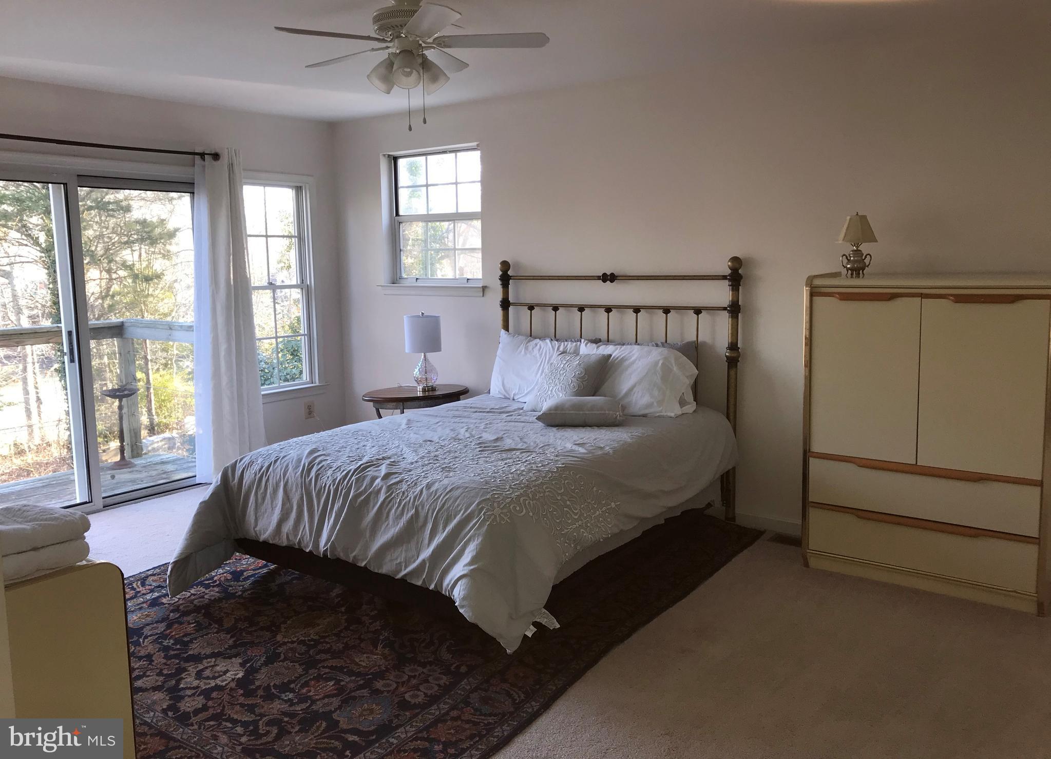 JONES STATION - Residential Lease