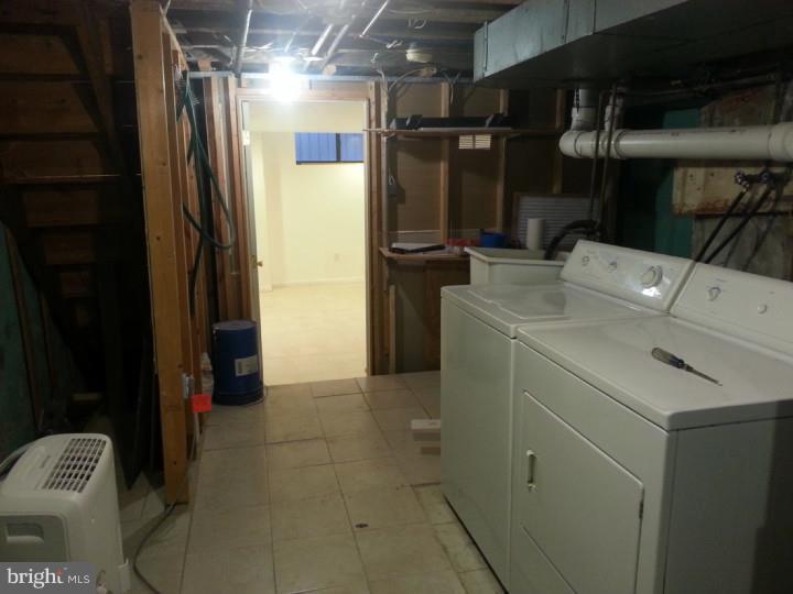 PHILADELPHIA (SOUTH) - Residential Lease