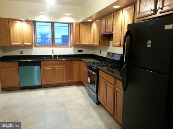 PHILADELPHIA (SOUTH) - Residential Lease