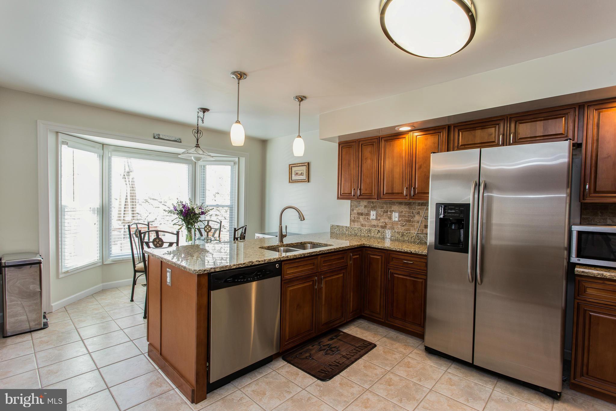 LIFESTYLE AT SULLY STATION - Residential